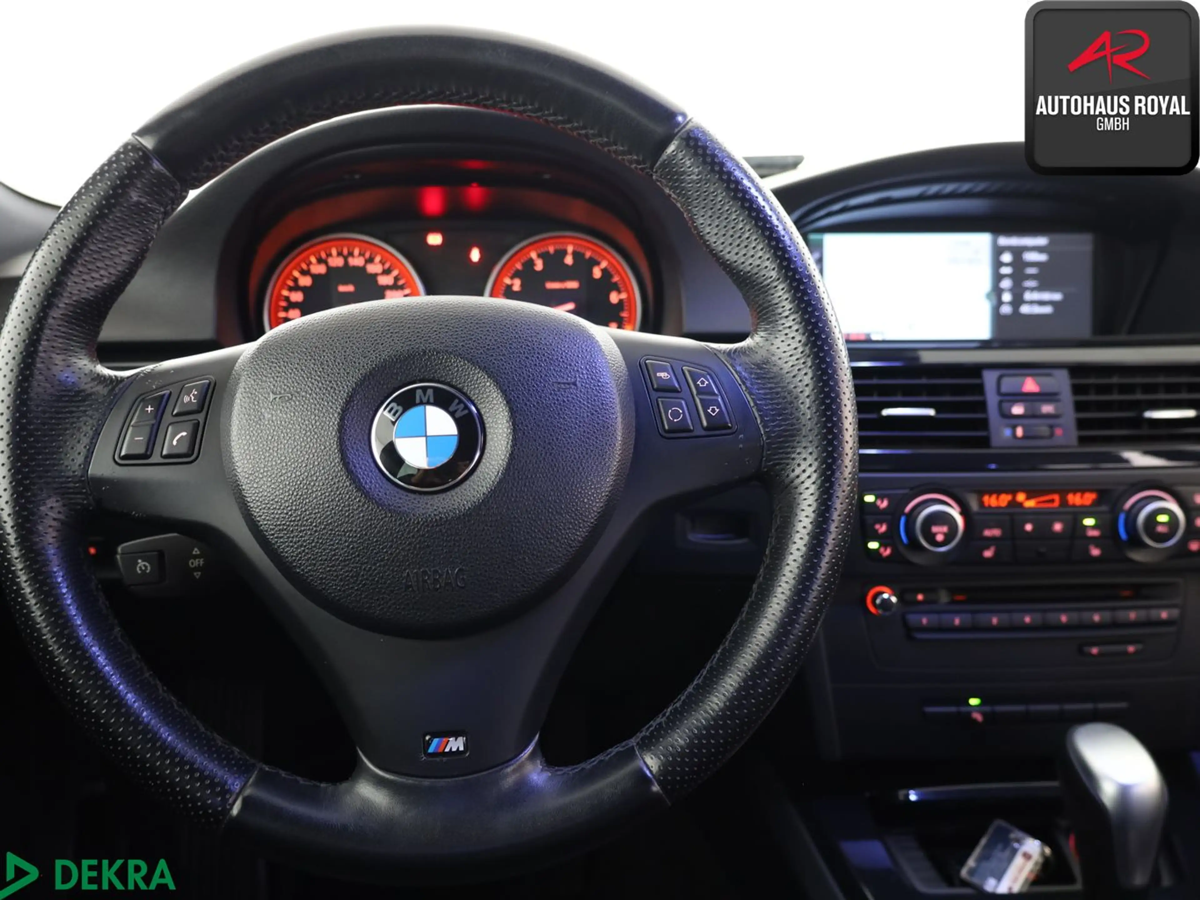 BMW 325 i T M SPORT LENKRAD PANO,KEYLESS,NAVI,XENON — photo 15