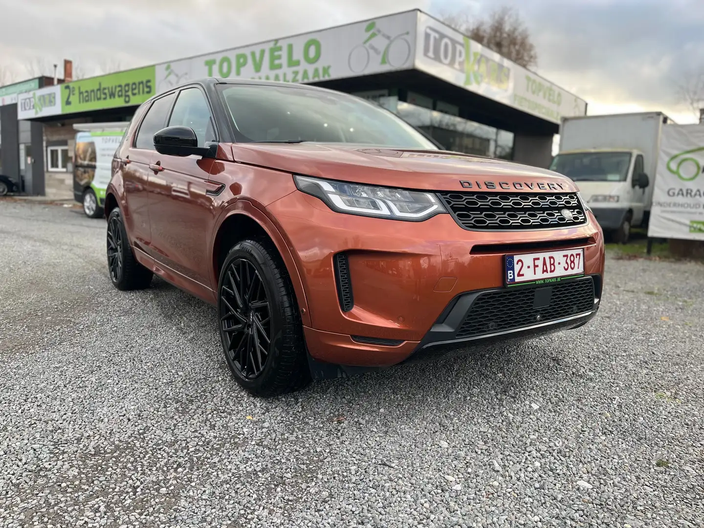 Land Rover Discovery Sport Discovery Sport P300e S Oranje - 1