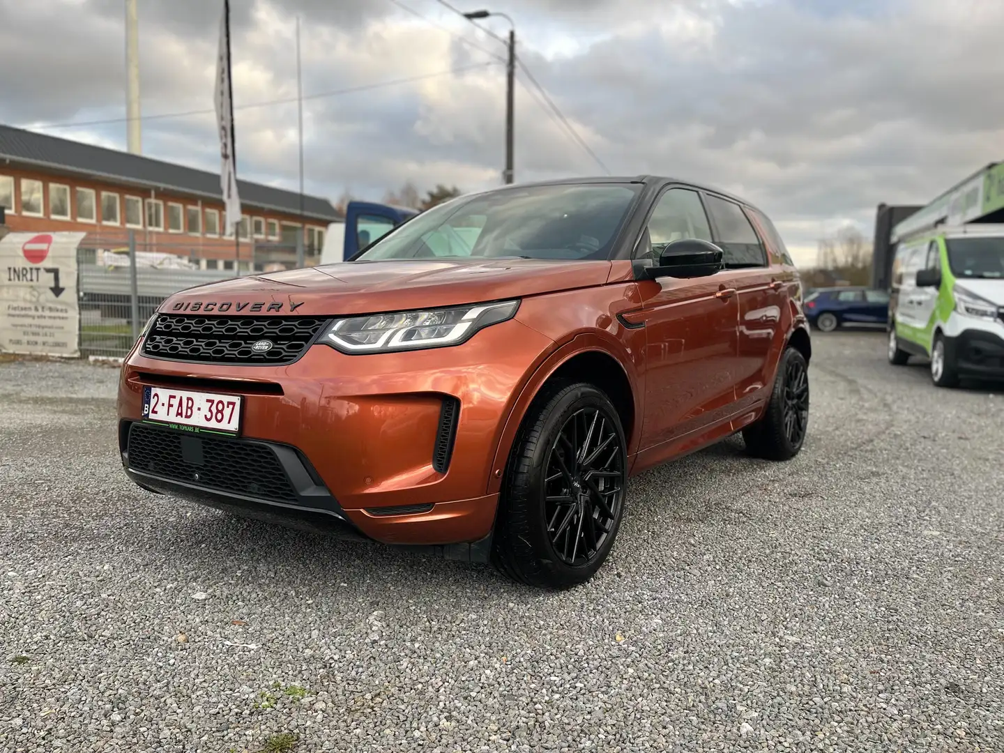 Land Rover Discovery Sport Discovery Sport P300e S Oranje - 2