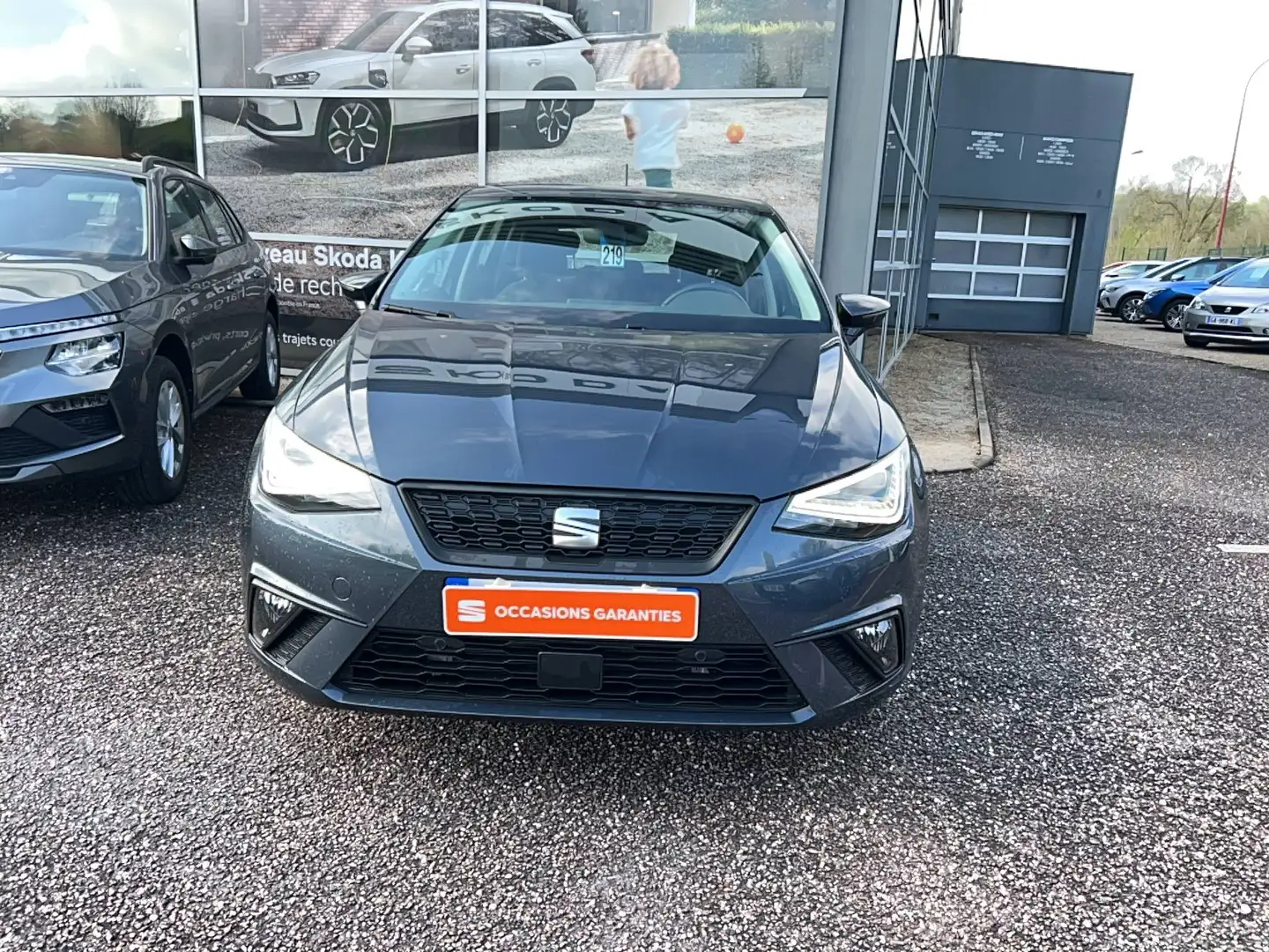 SEAT Ibiza Ibiza 1.0 EcoTSI 110 ch S/S BVM6 Gris - 1