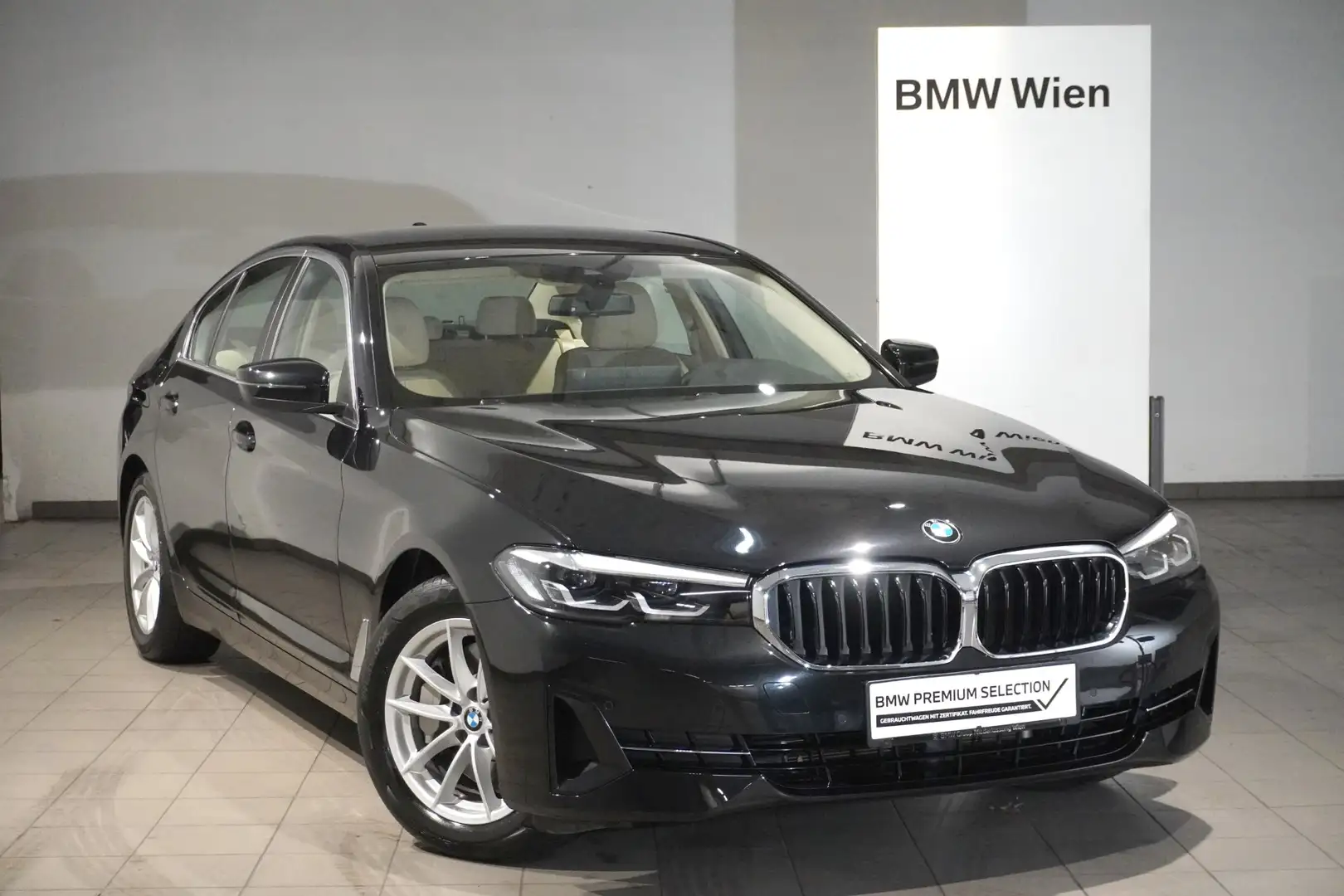 BMW 530 530e Schwarz - 1