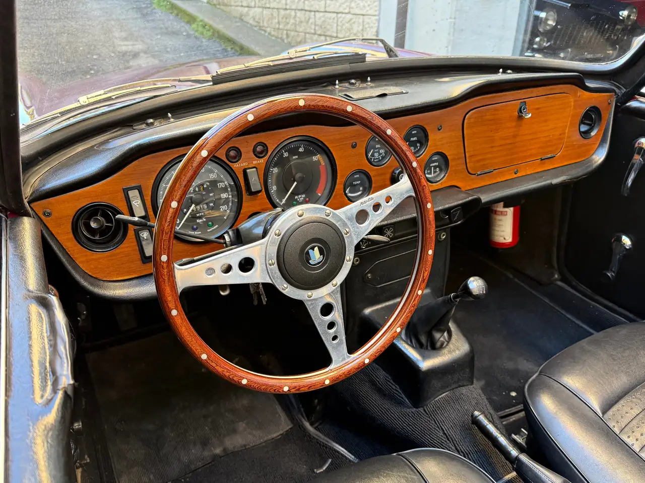 Triumph TR6 PI, foto 9