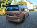 Volkswagen T7 Multivan LÜ lang AHK StHzg Pano ACC 7si Sound Braun - thumbnail 5