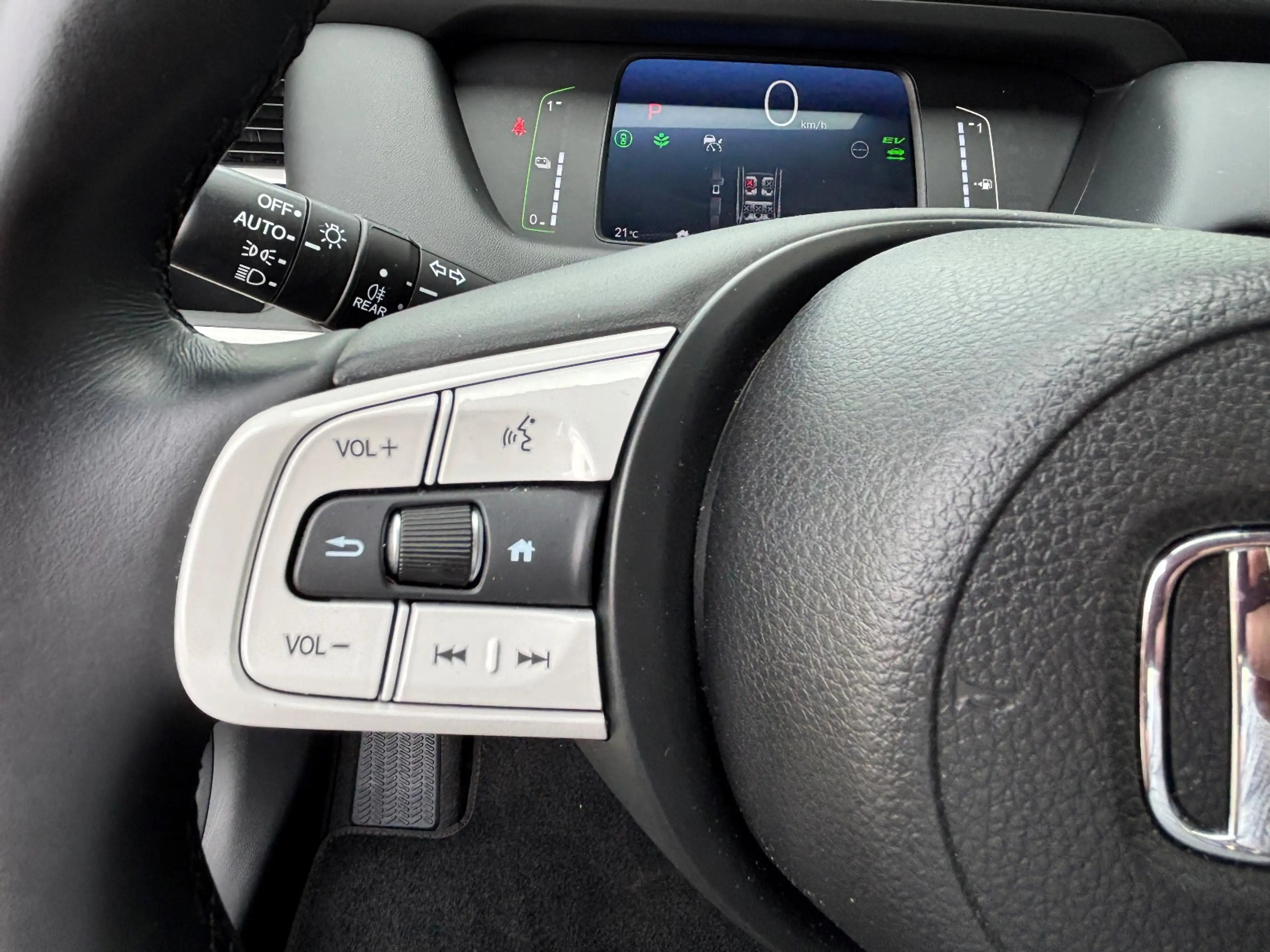 Honda Jazz 1.5 e:HEV Hybrid Elegance | PDC | Apple+Android — photo 10