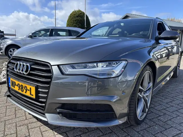 Audi A6 view 9
