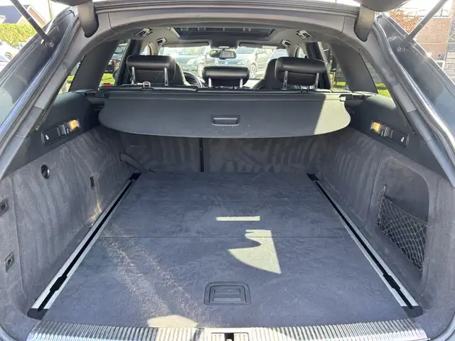 Audi A6 view 10