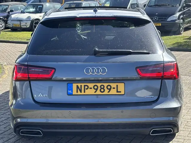 Audi A6 view 6