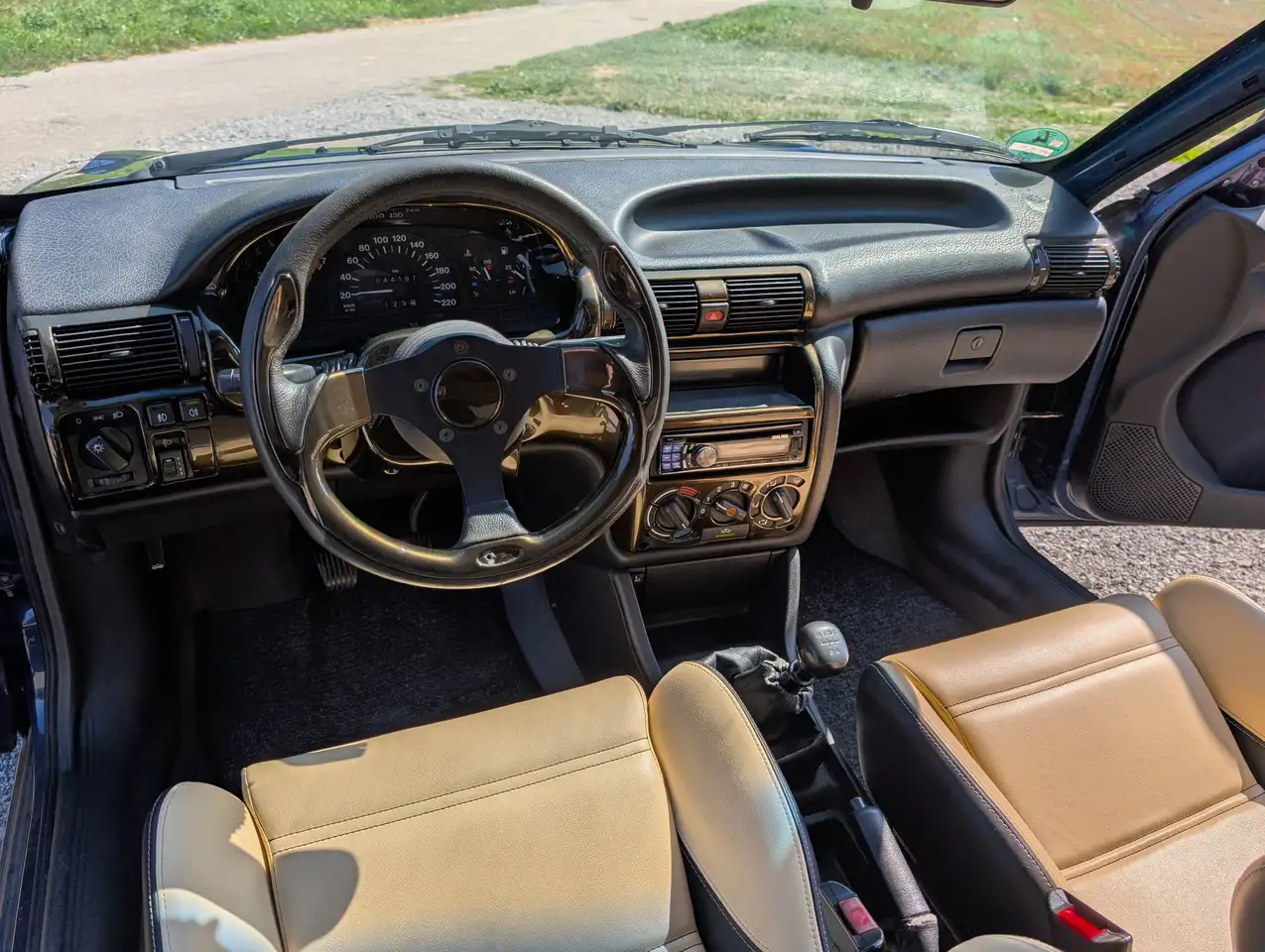 Opel Astra GSi, foto 11