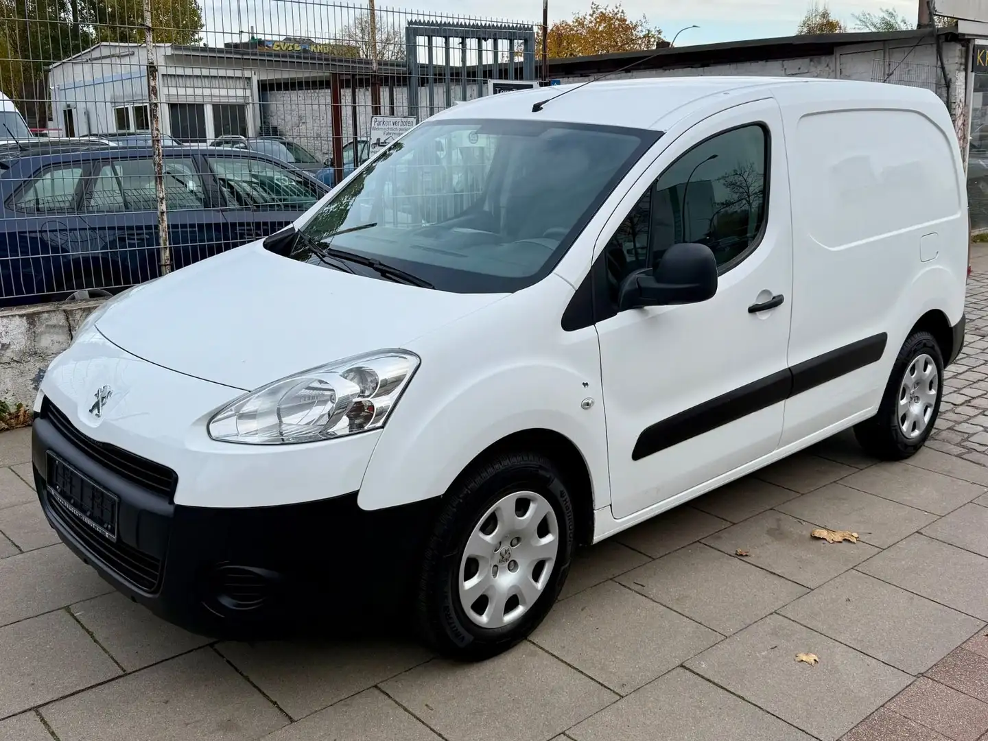 Peugeot Partner L1 Avantage / Komfort Avantage Edition Blanc - 2
