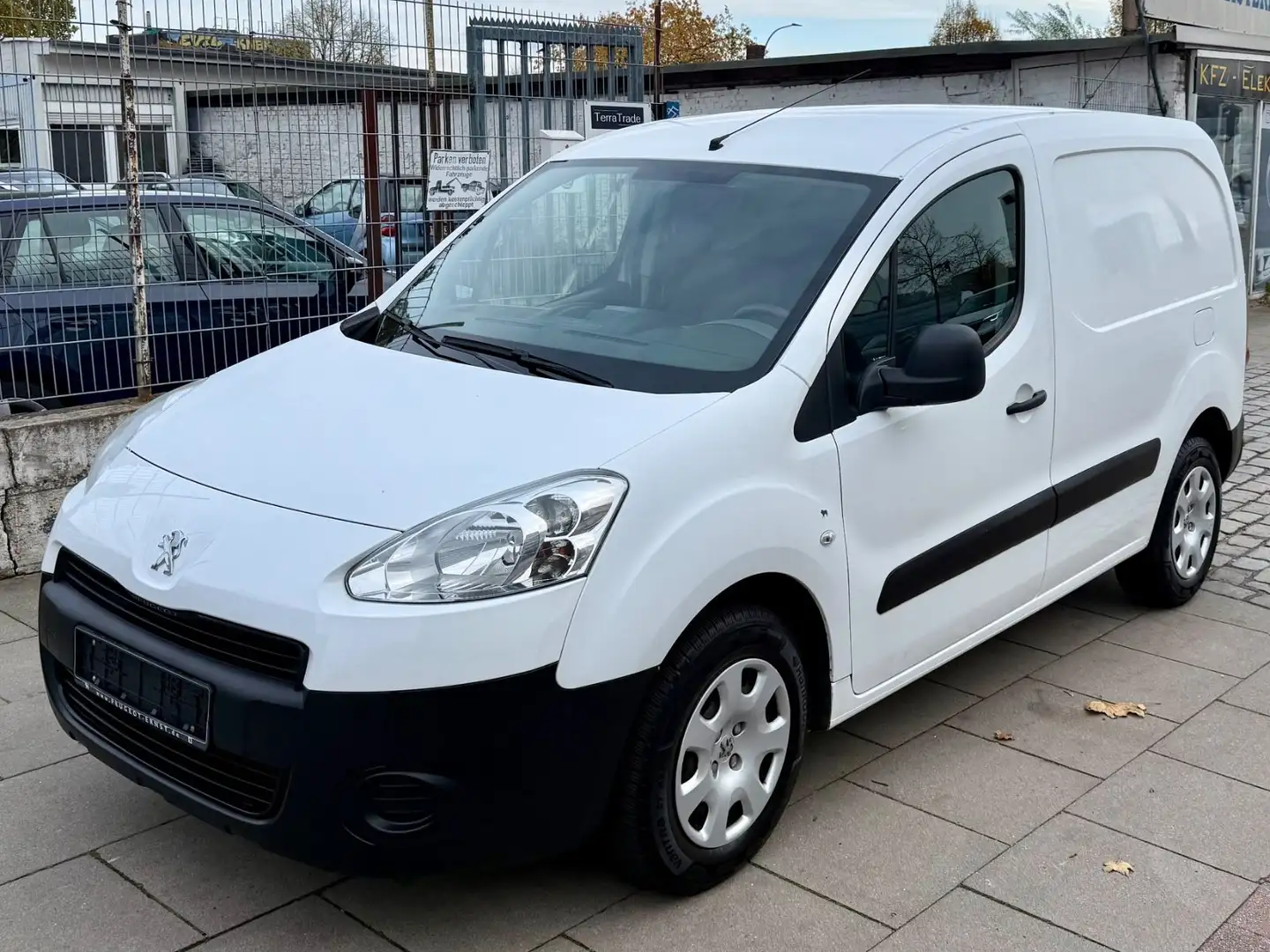 Peugeot Partner L1 Avantage / Komfort Avantage Edition Blanc - 1