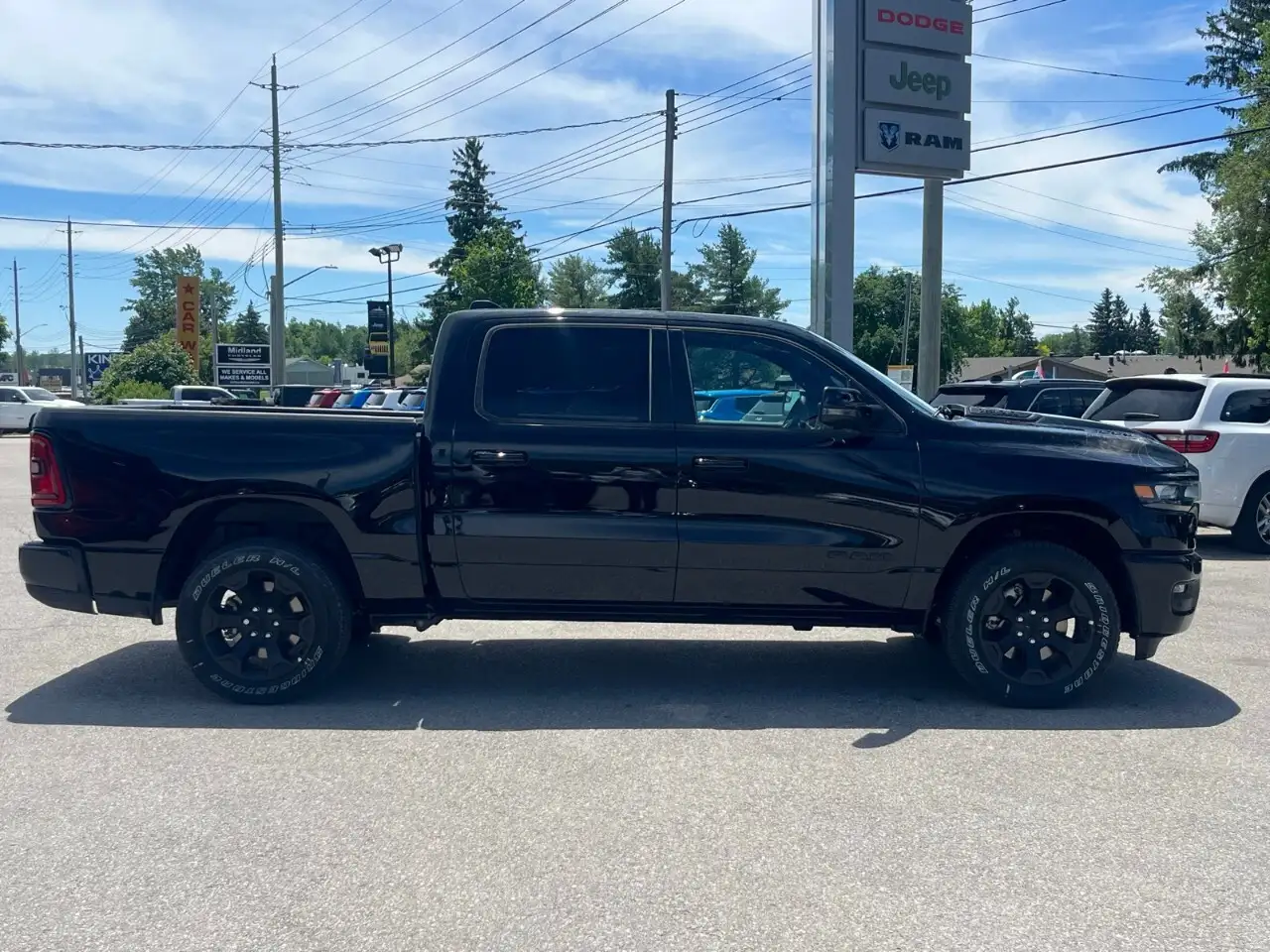RAM 1500 снимка RAM 1500