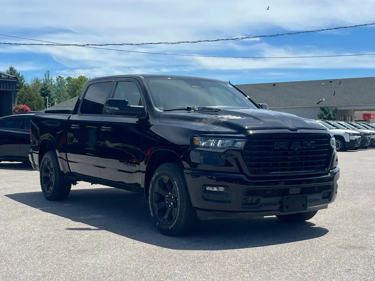 RAM 1500 снимка RAM 1500