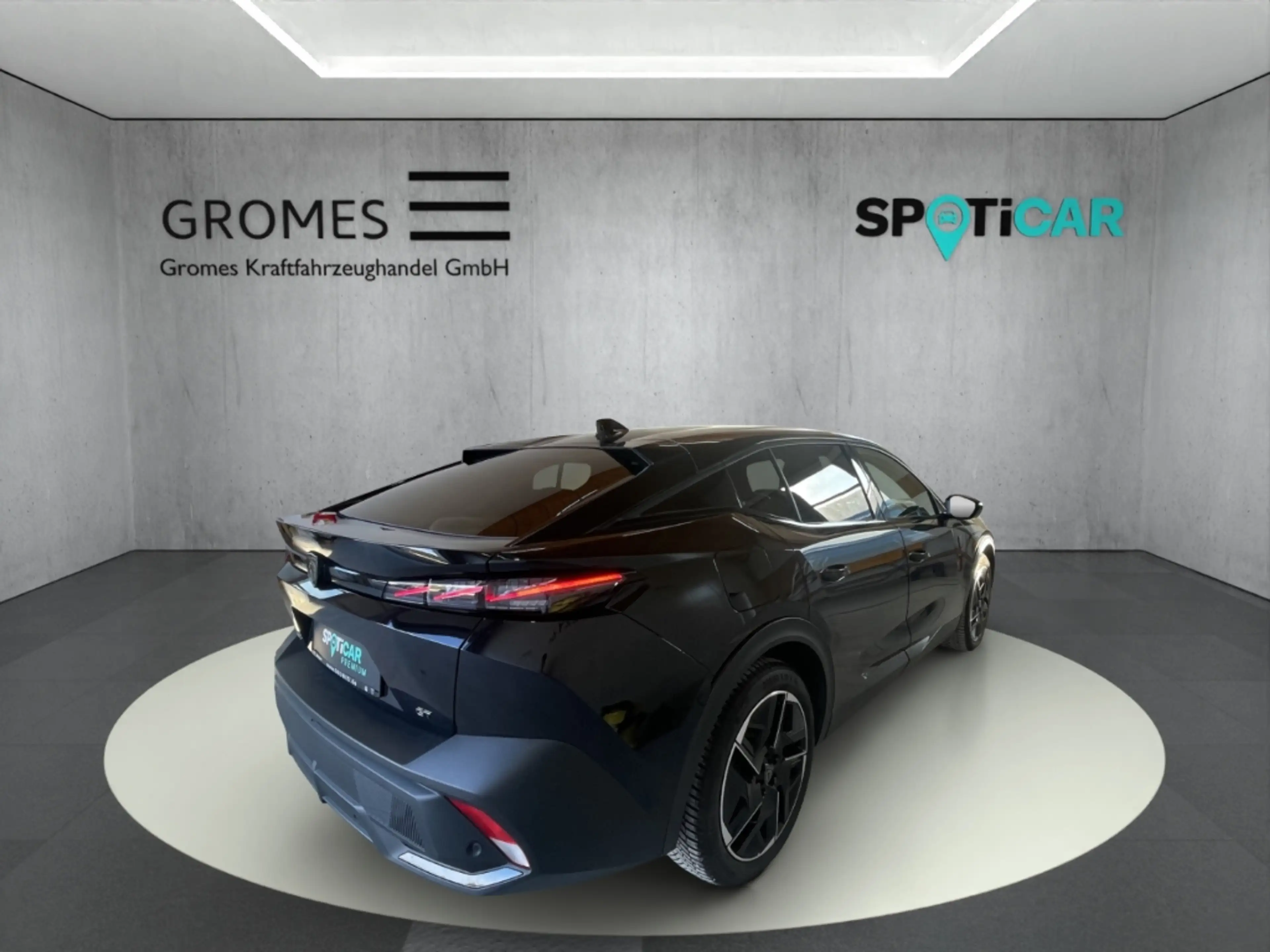 Peugeot 408 GT PT 130 EAT8 El. Panodach El. Sitz Kamera LED El — photo 3
