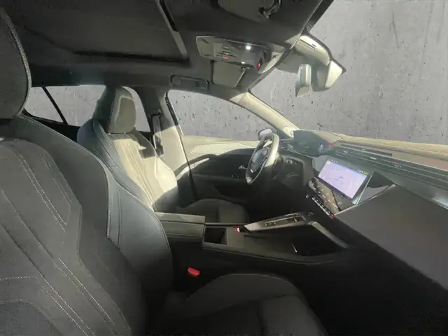 Peugeot 408 view 13