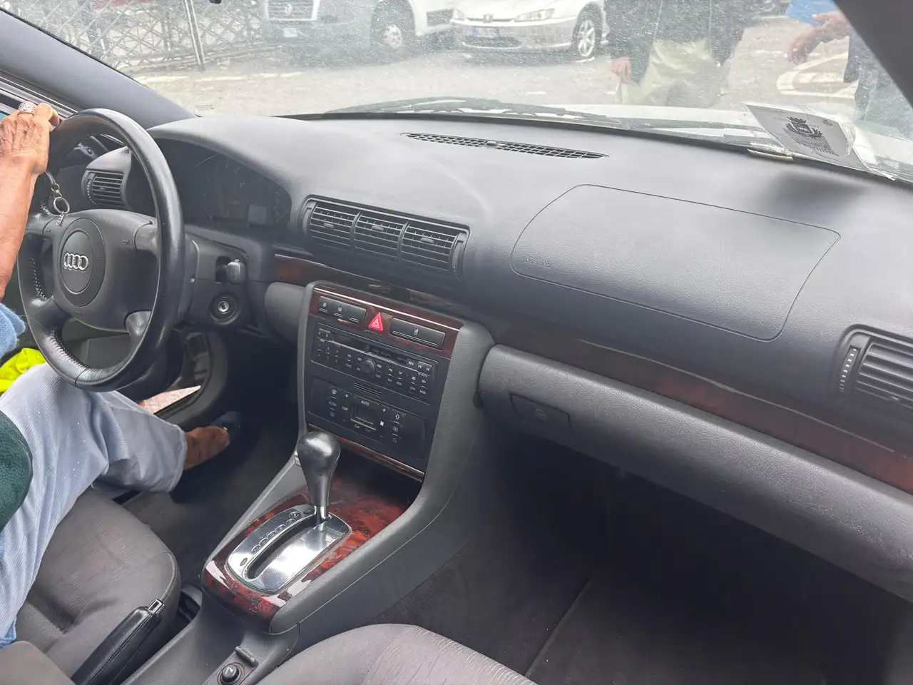 Audi A4 1.8 auto FL, foto 2