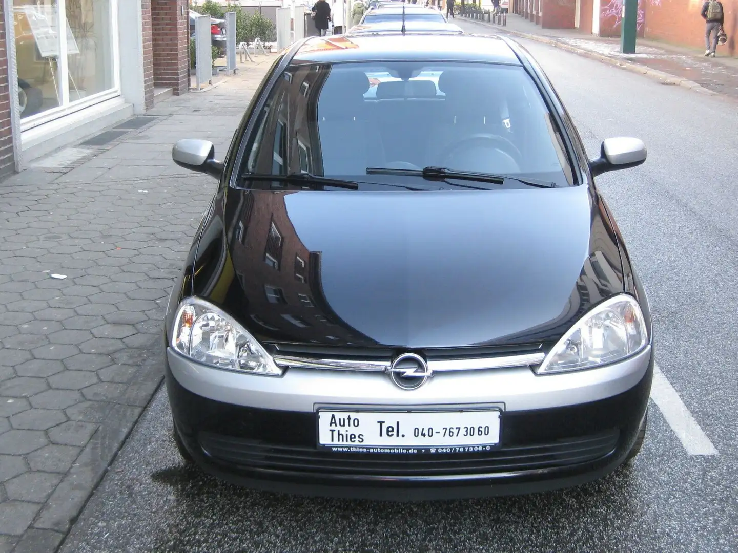 Opel Corsa C Black & Silver 1. Hd. NR Klima CD ZV ALU Noir - 1