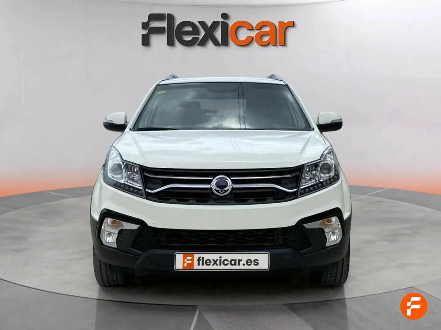 SsangYong Korando D22T Limited Aut. 4x2 Bílá - 2