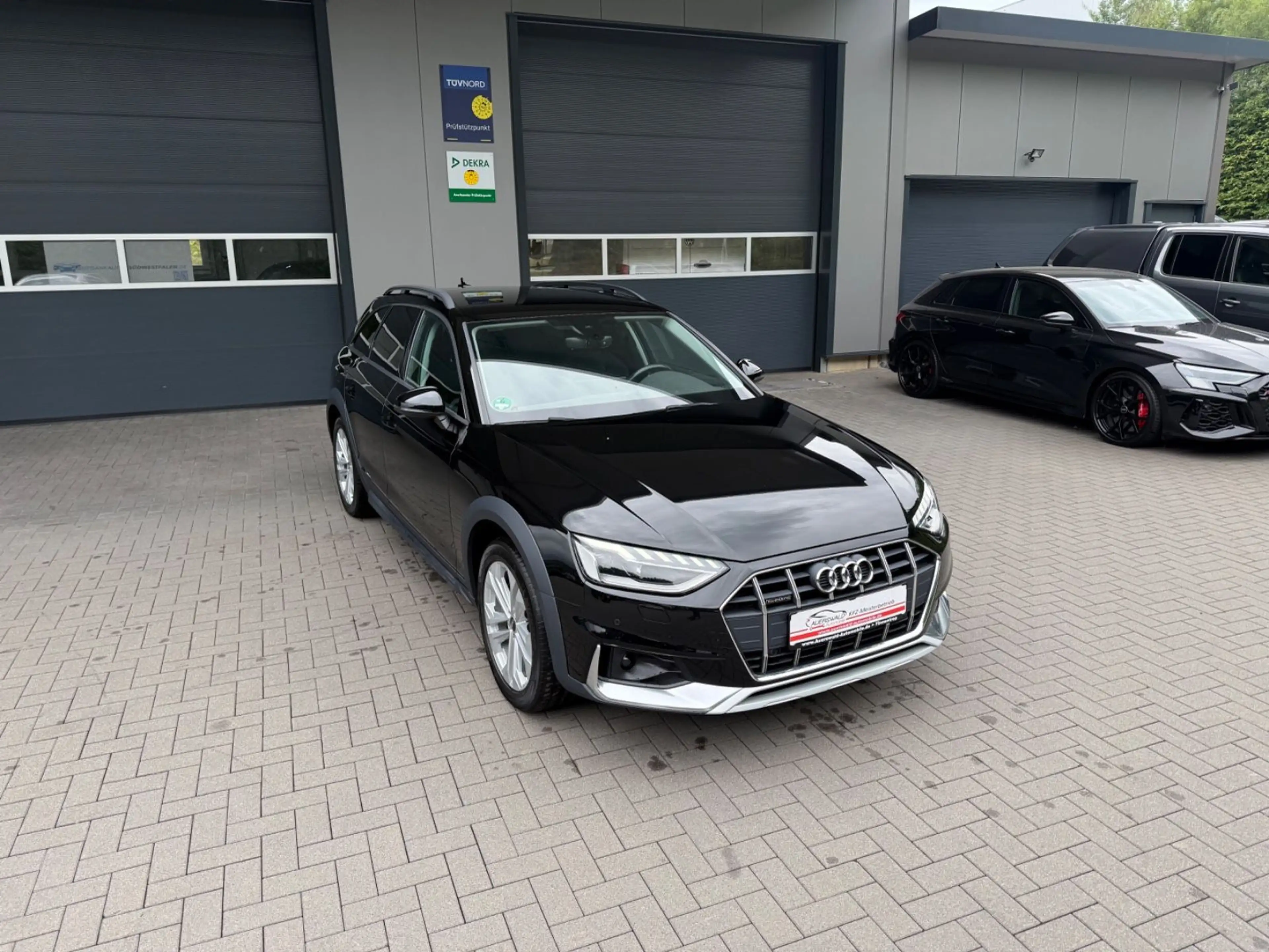 Audi A4 allroad quattro 40 TDI * App *DAB * AHK * LED — photo 4