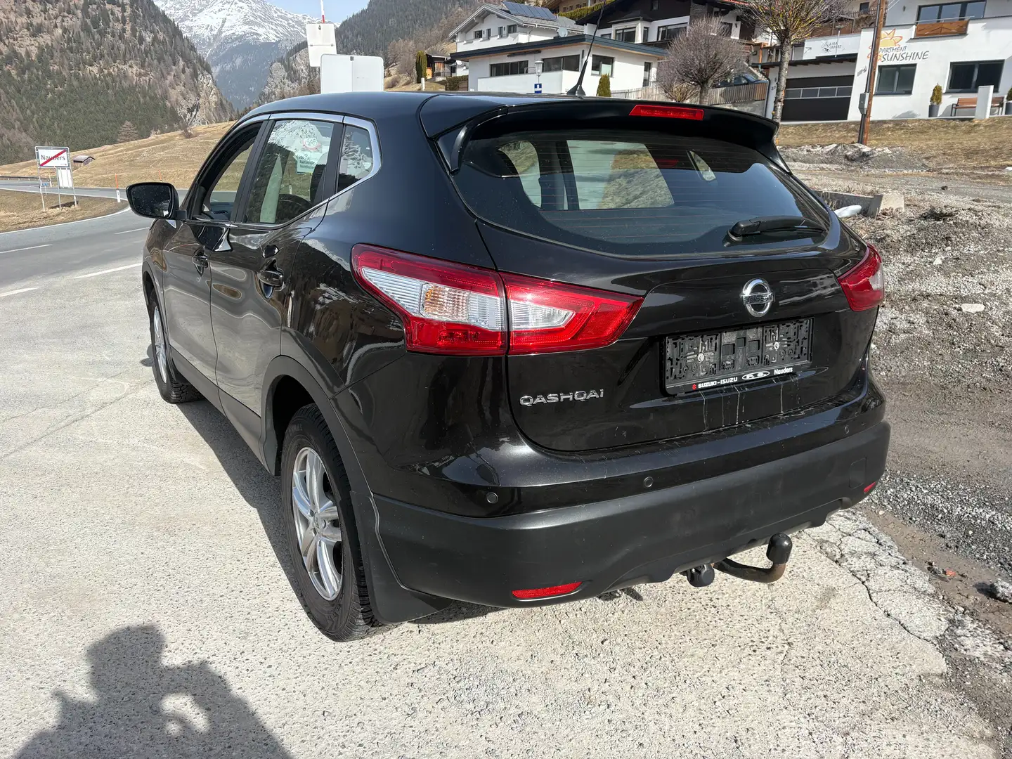 Nissan Qashqai Qashqai 1,2 DIG-T Visia Visia Schwarz - 2