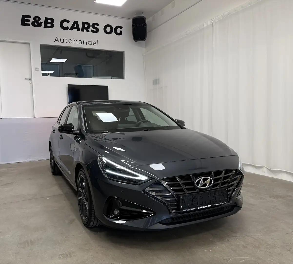 Hyundai i30 Edition 30 Mild-Hybrid Grau - 1