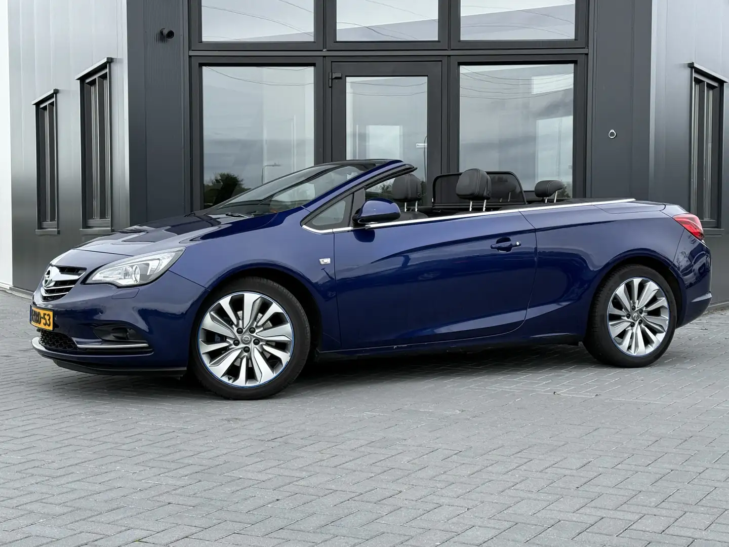 Opel Cascada 1.6 Turbo Cosmo Leer | Sportstoel | Dealer oh | Nw Blauw - 1