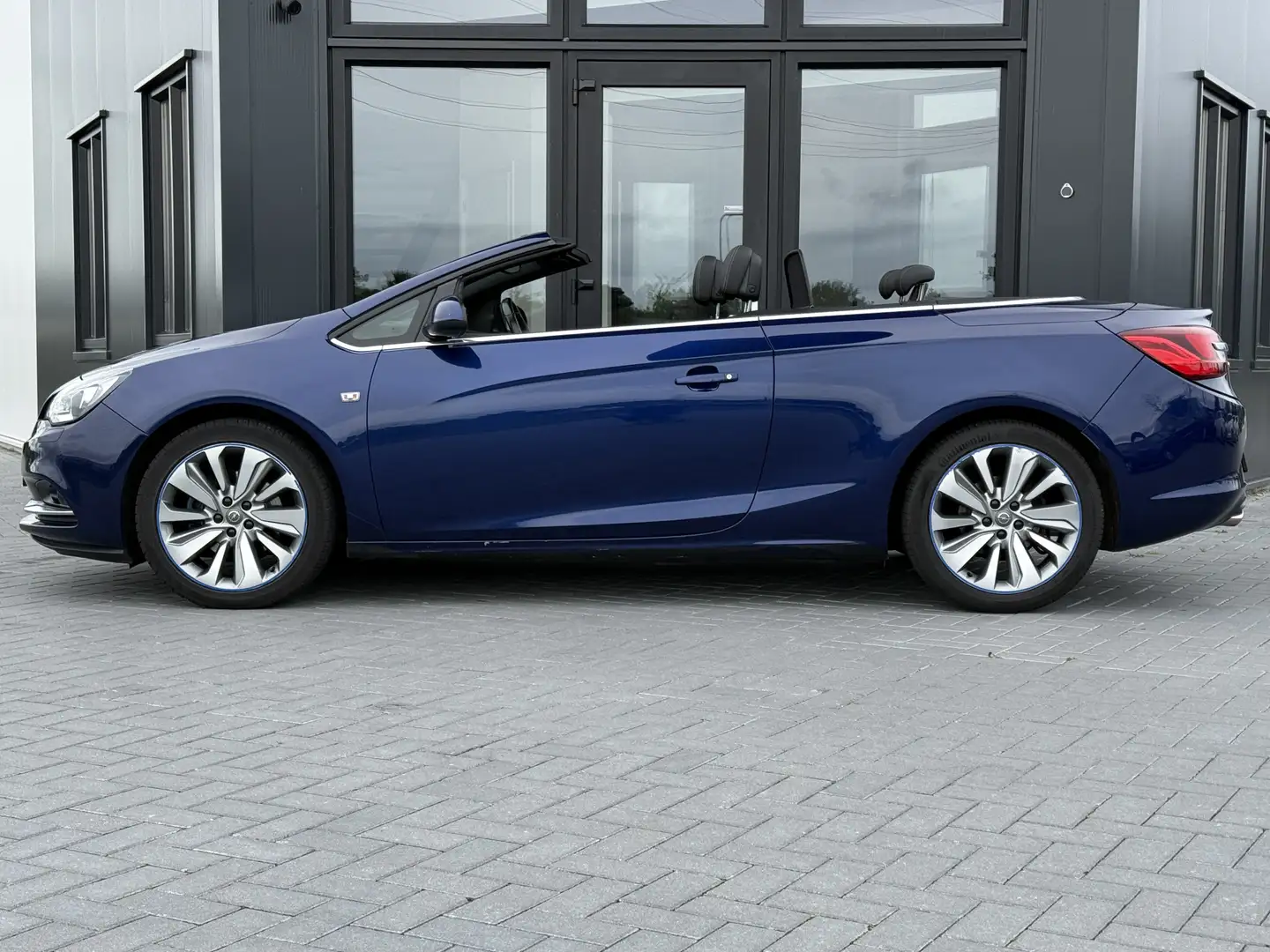 Opel Cascada 1.6 Turbo Cosmo Leer | Sportstoel | Dealer oh | Nw Blauw - 2