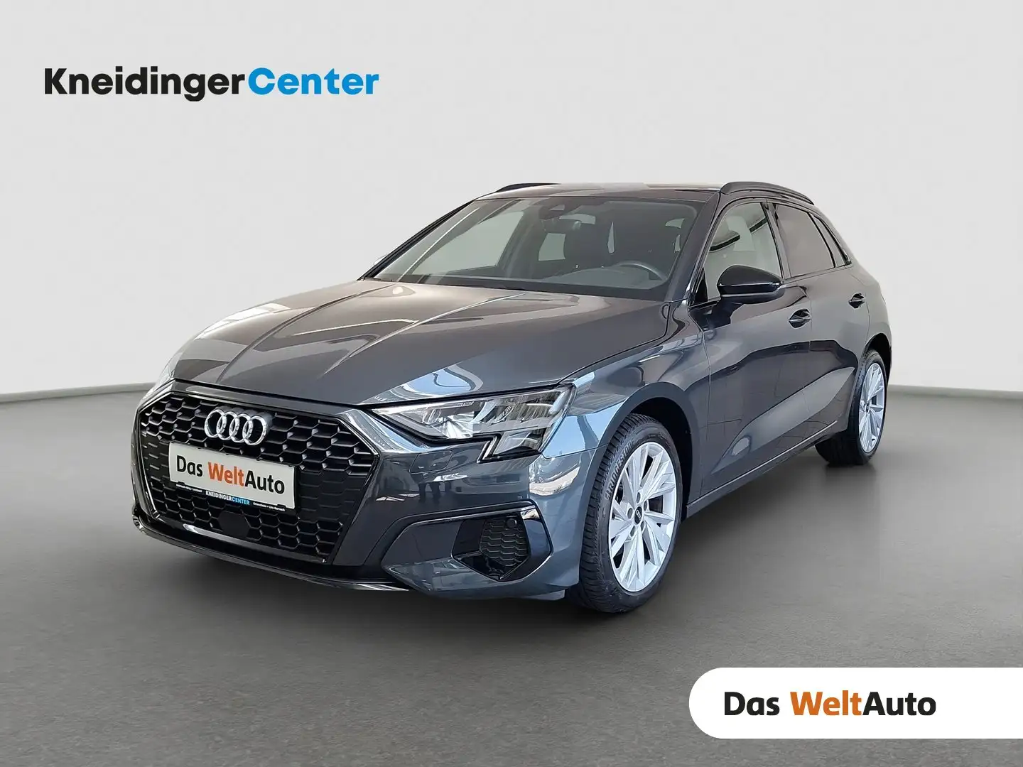 Audi A3 30 TFSI advanced Schwarz - 1