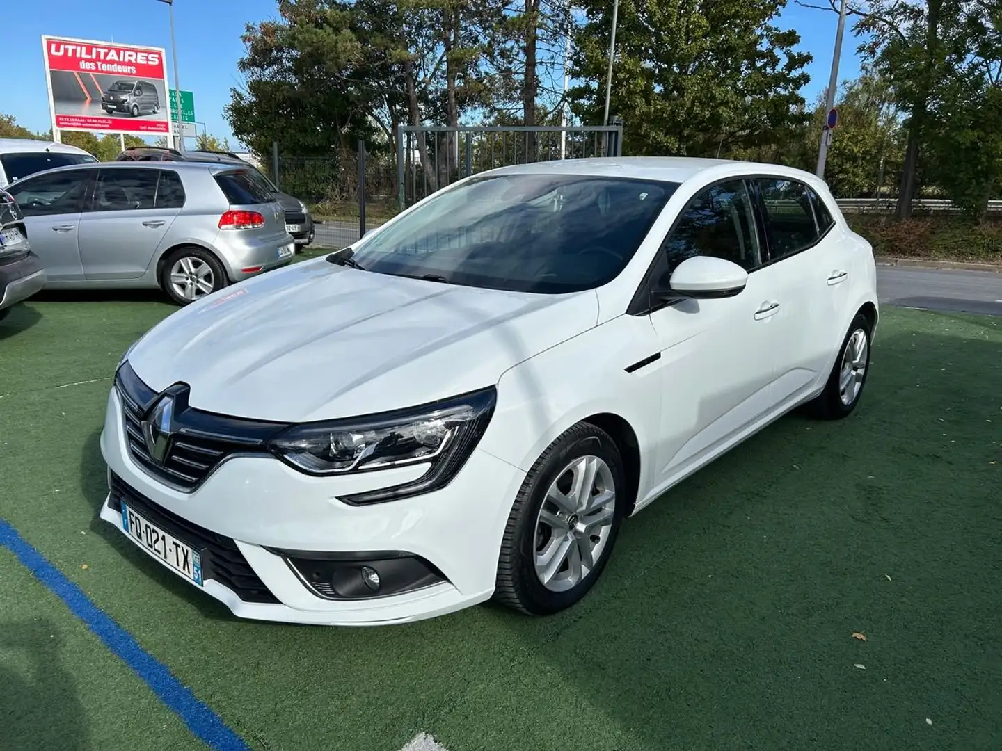 Renault Megane Société 2 places Réversible 5 places 1.5 BlueDci 95ch Business Blanc - 1