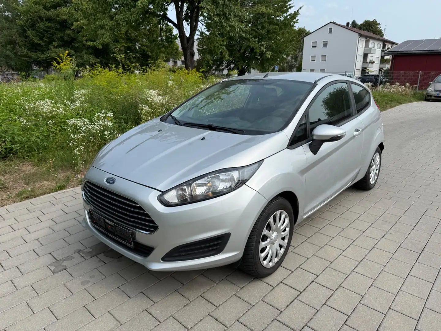 Ford Fiesta 1,25 TÜV-NEU*KLIMA*EURO 6 Grau - 1