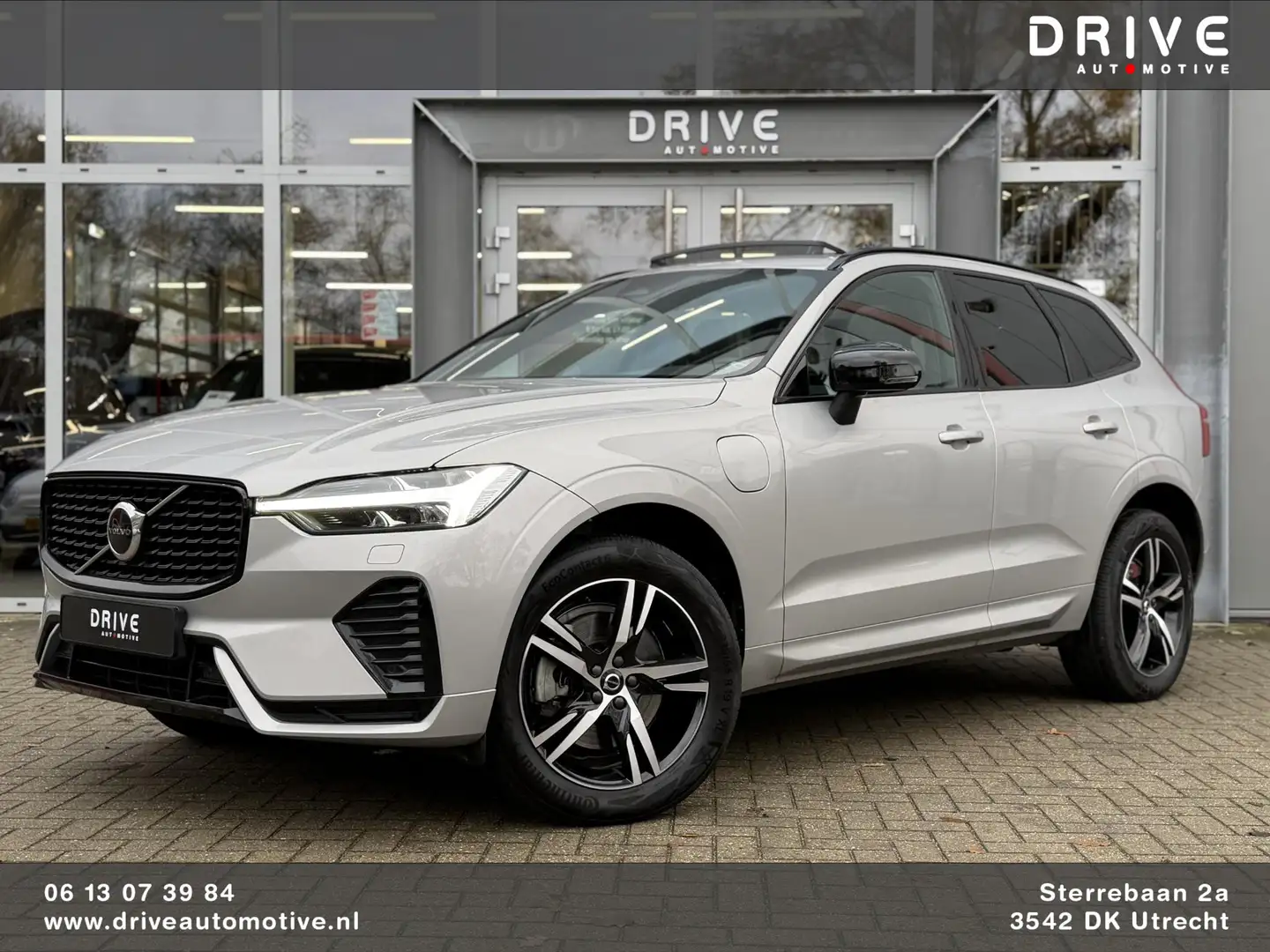 Volvo XC60 2.0 T8 Plug-in hybrid AWD R-Design |Facelift|Pano| Grijs - 1