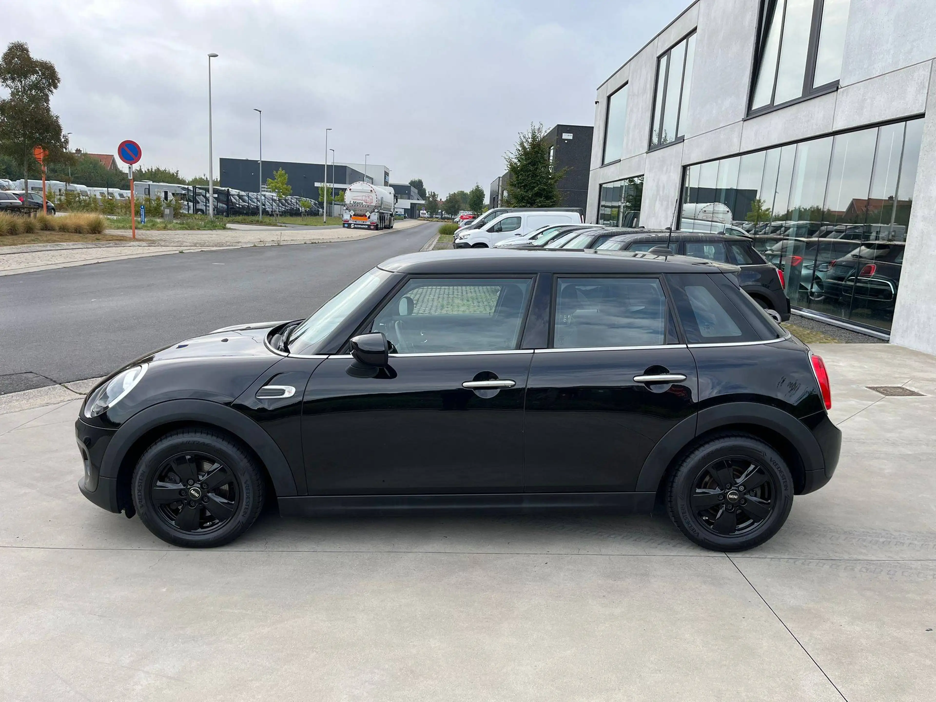 MINI One MINI One 2021 /Benzine/5d/LED/PDC/Navi/Garantie — photo 3