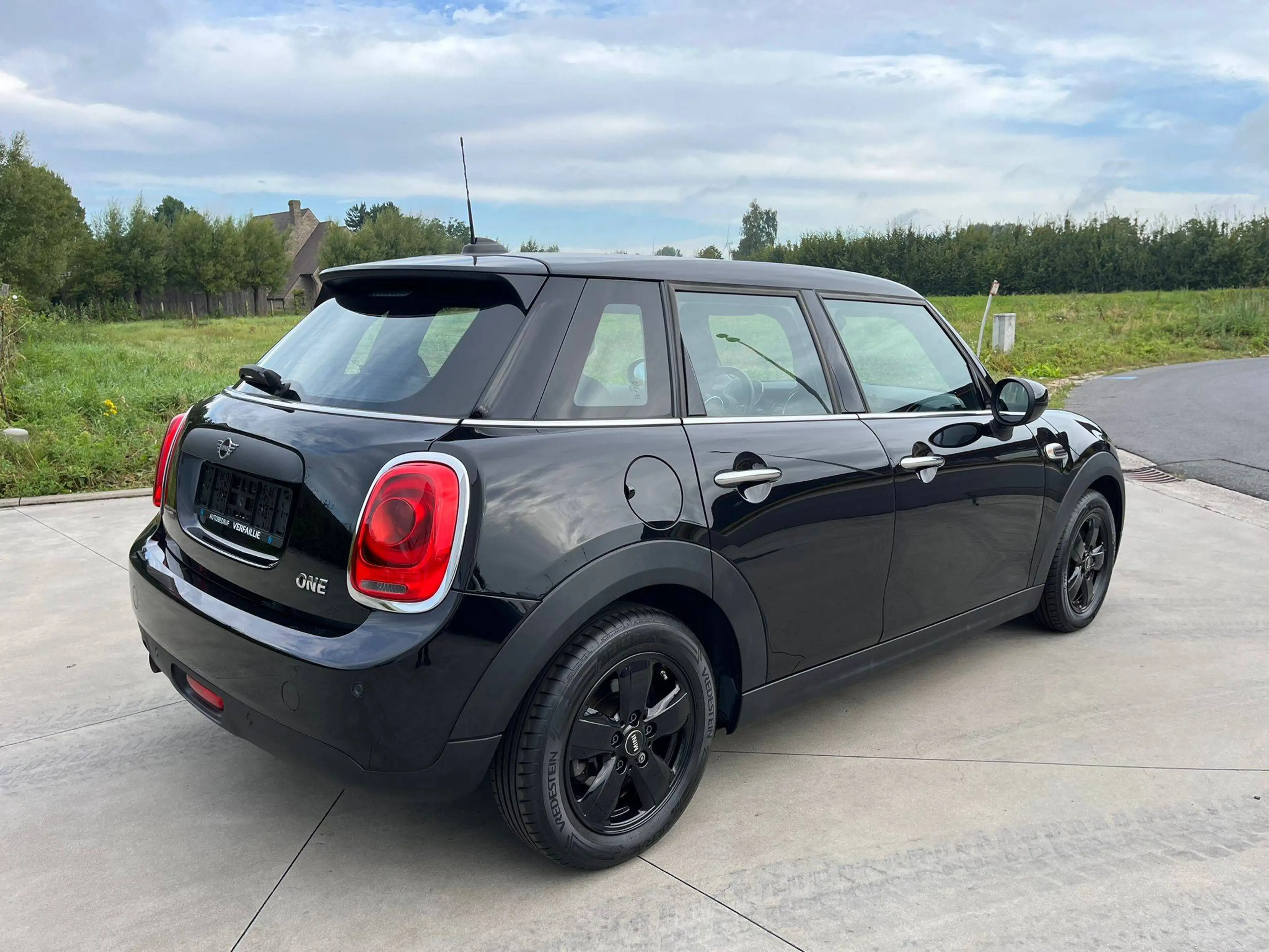 MINI One MINI One 2021 /Benzine/5d/LED/PDC/Navi/Garantie — photo 7