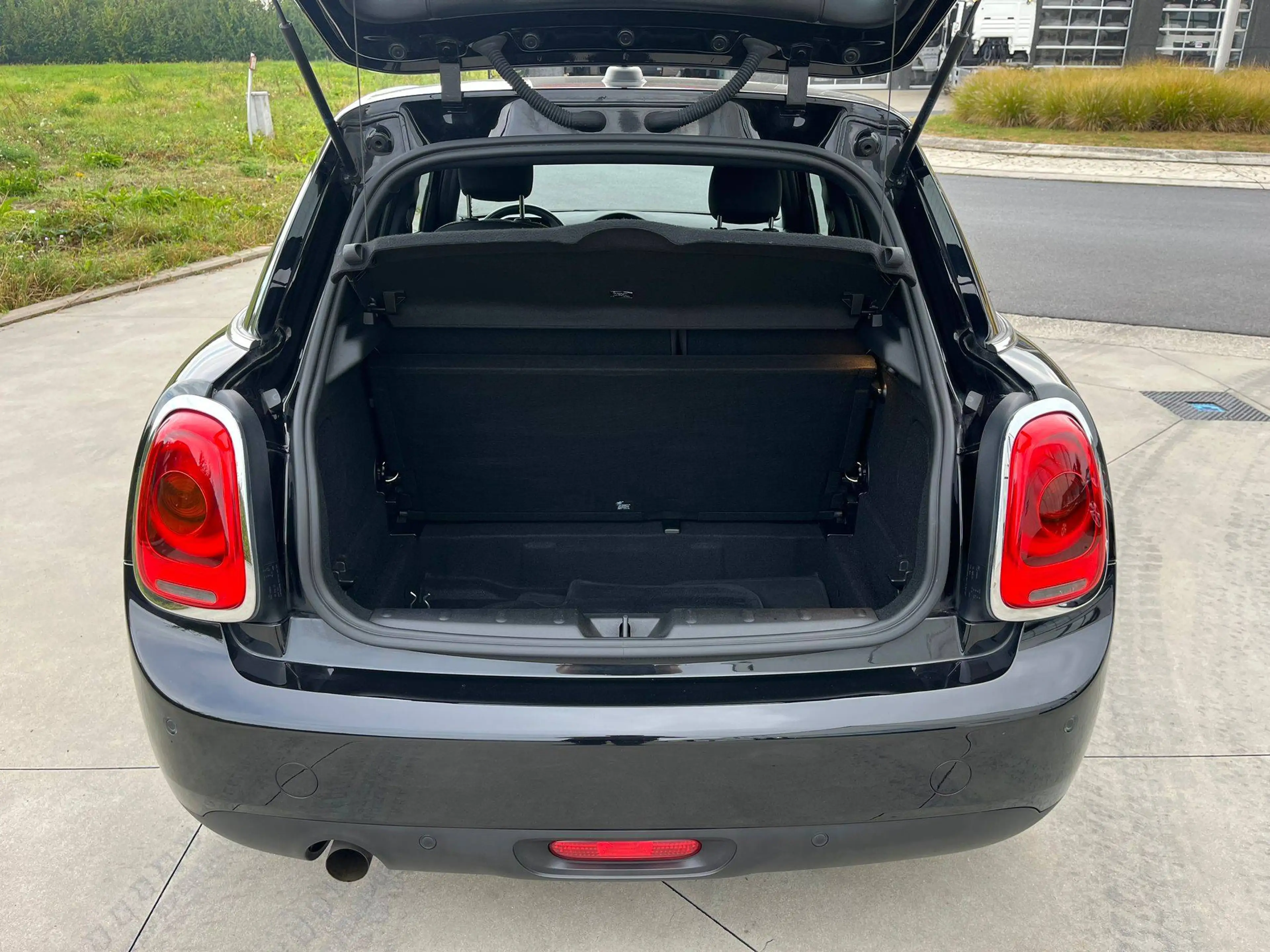 MINI One MINI One 2021 /Benzine/5d/LED/PDC/Navi/Garantie — photo 15