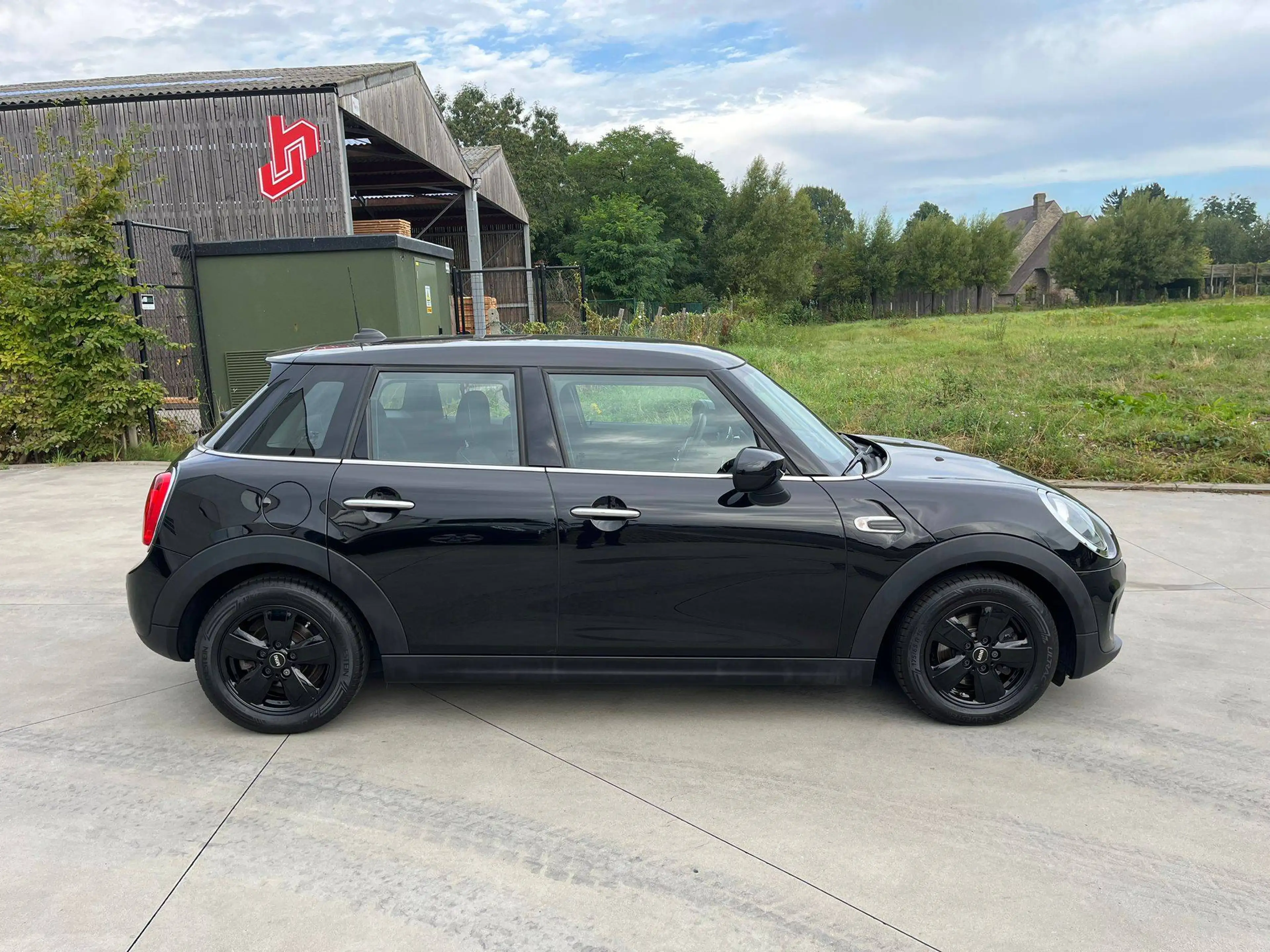 MINI One MINI One 2021 /Benzine/5d/LED/PDC/Navi/Garantie — photo 6