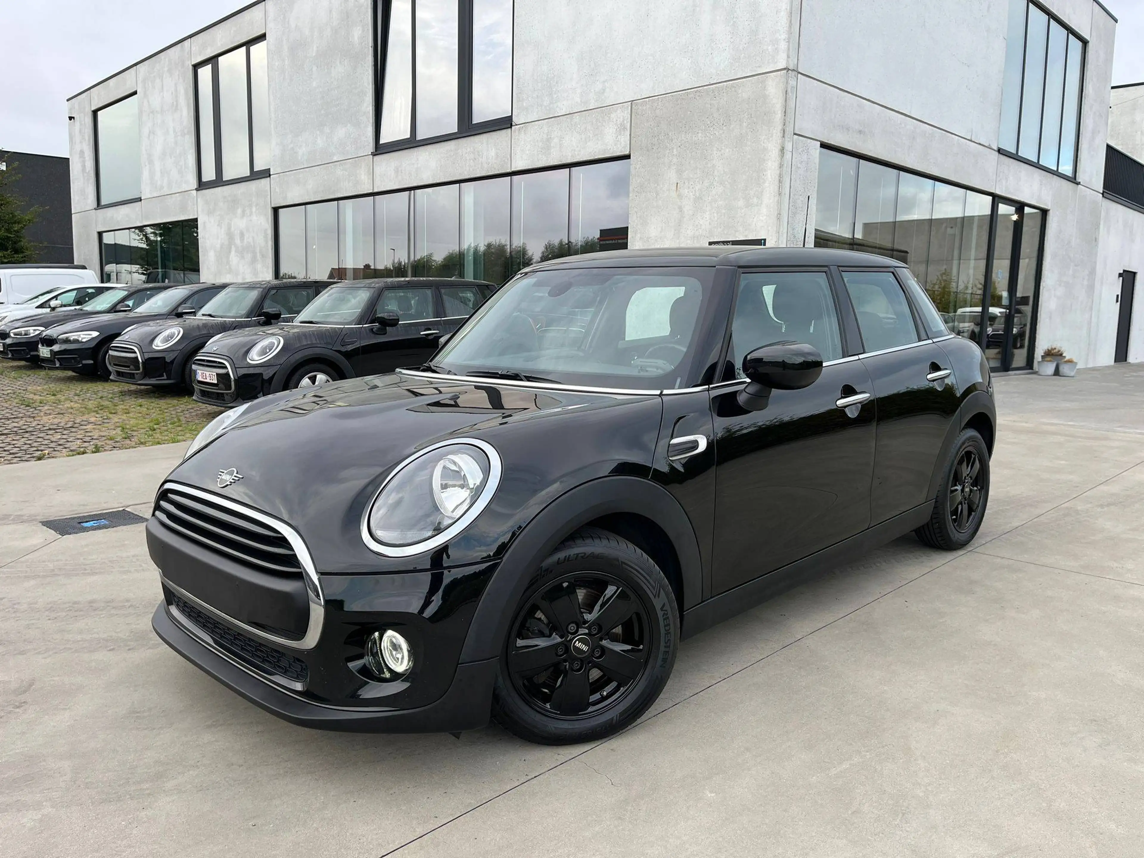 MINI One MINI One 2021 /Benzine/5d/LED/PDC/Navi/Garantie