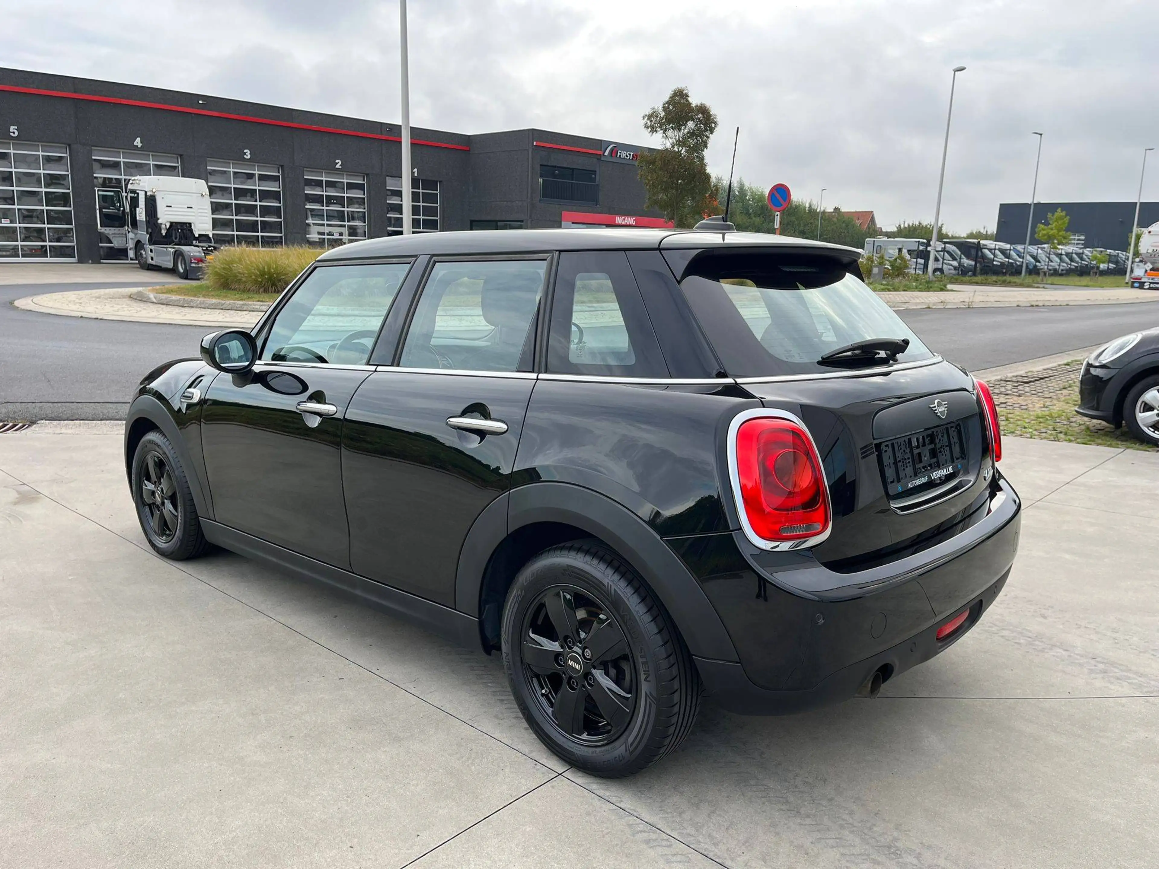 MINI One MINI One 2021 /Benzine/5d/LED/PDC/Navi/Garantie — photo 4