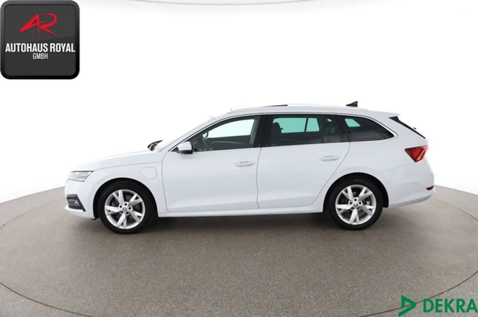 Skoda Octavia Combi 1.4 TSI iV FIRST EDITION SITZKLIMA Weiß - 2