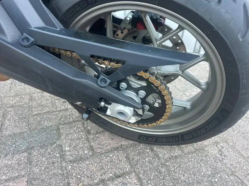 Ducati MULTISTRADA 950 - foto 4