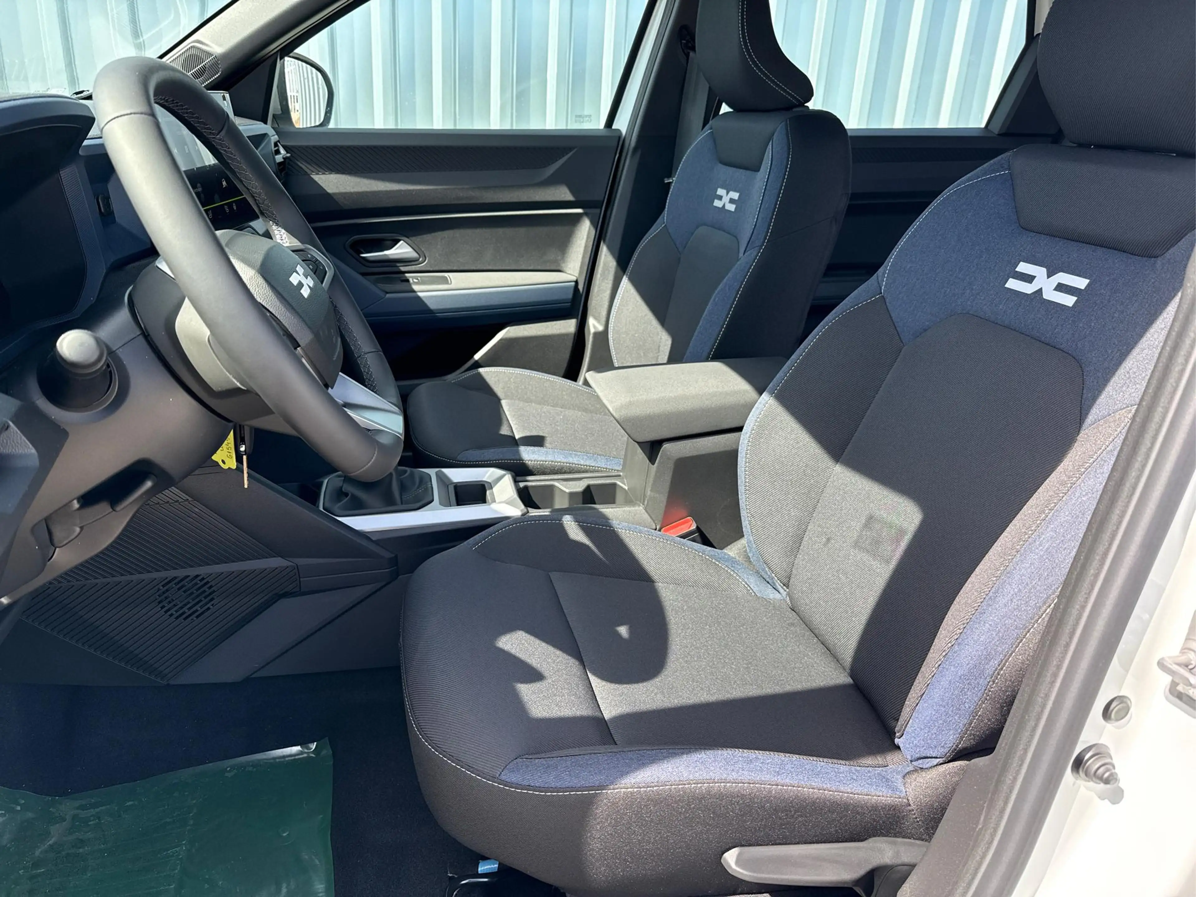 Dacia Bigster Expression 140 PS TCe-Sitzheizung-LED-AppleCarp... — photo 9