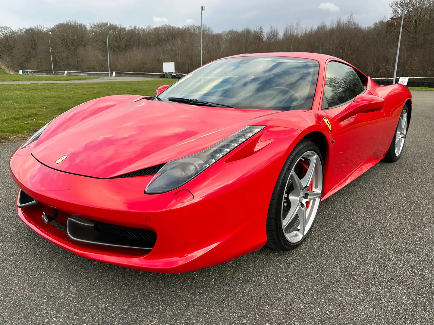 Ferrari 458 Italia 4.5 V8 570ch - Lift - Carbone Rouge - 1