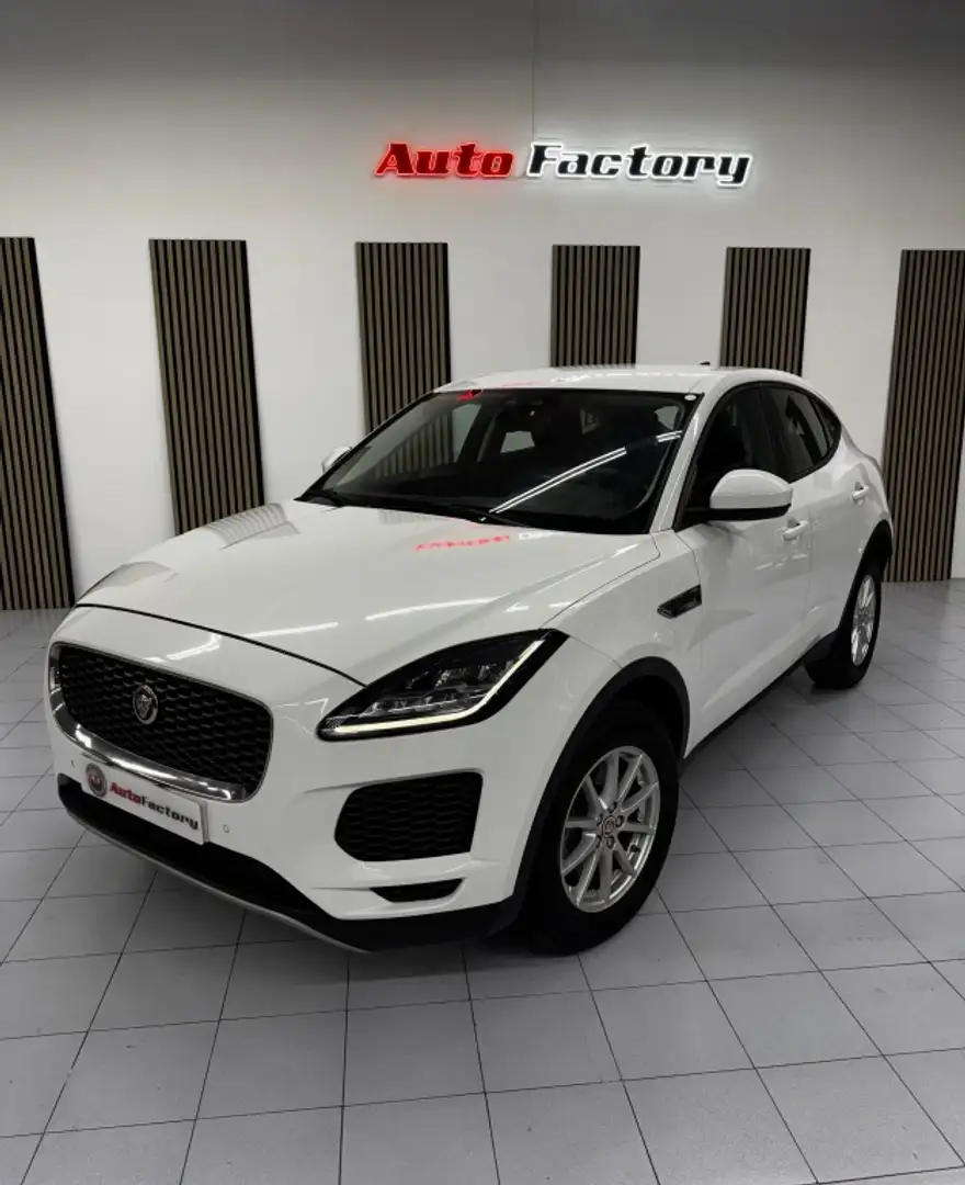 Jaguar E-Pace 2.0D I4 SE FWD 150 Weiß - 1