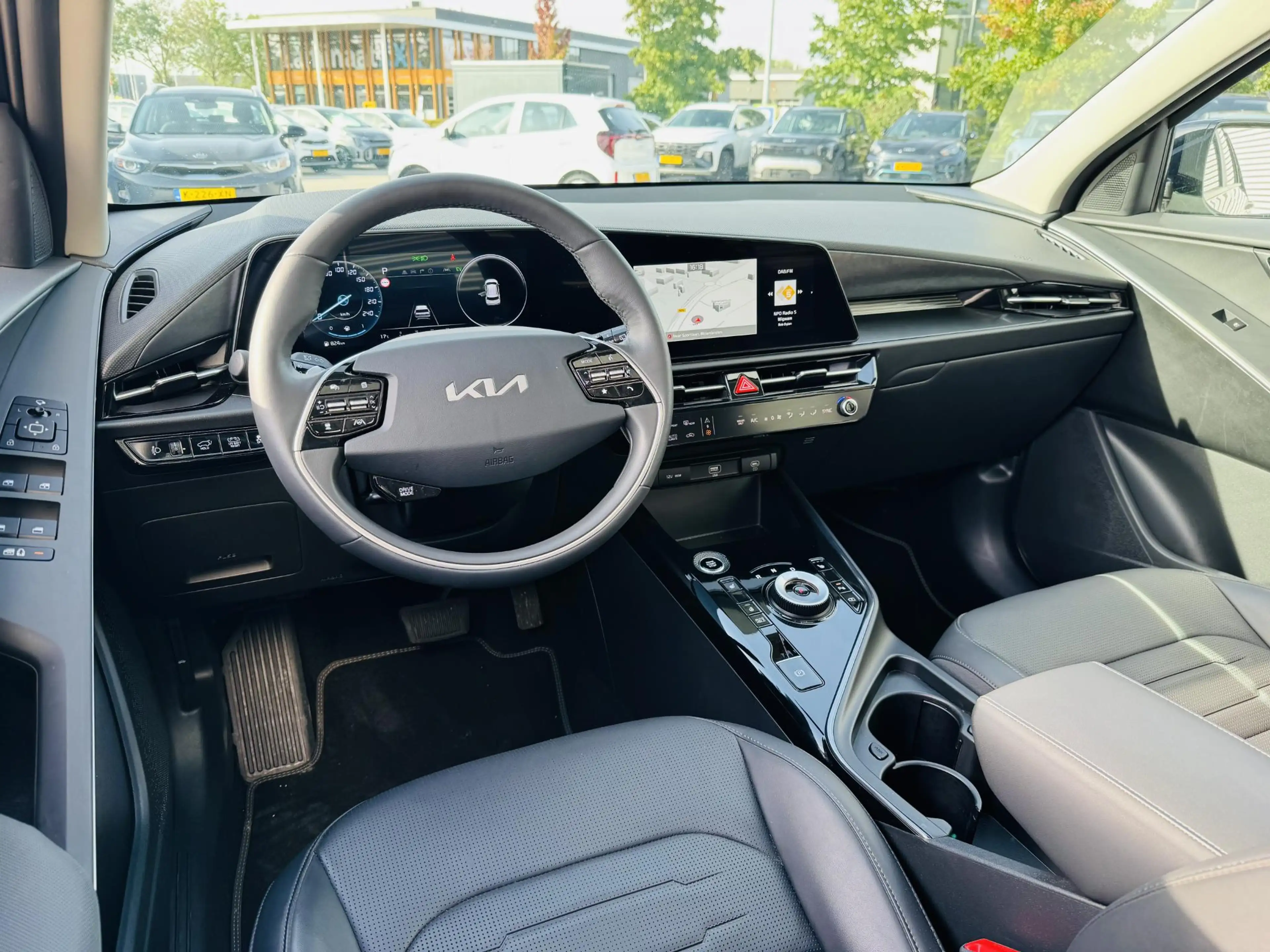 Kia Niro 1.6 GDi Hybrid DynamicPlusLine Sunroof | Keyless | — photo 4