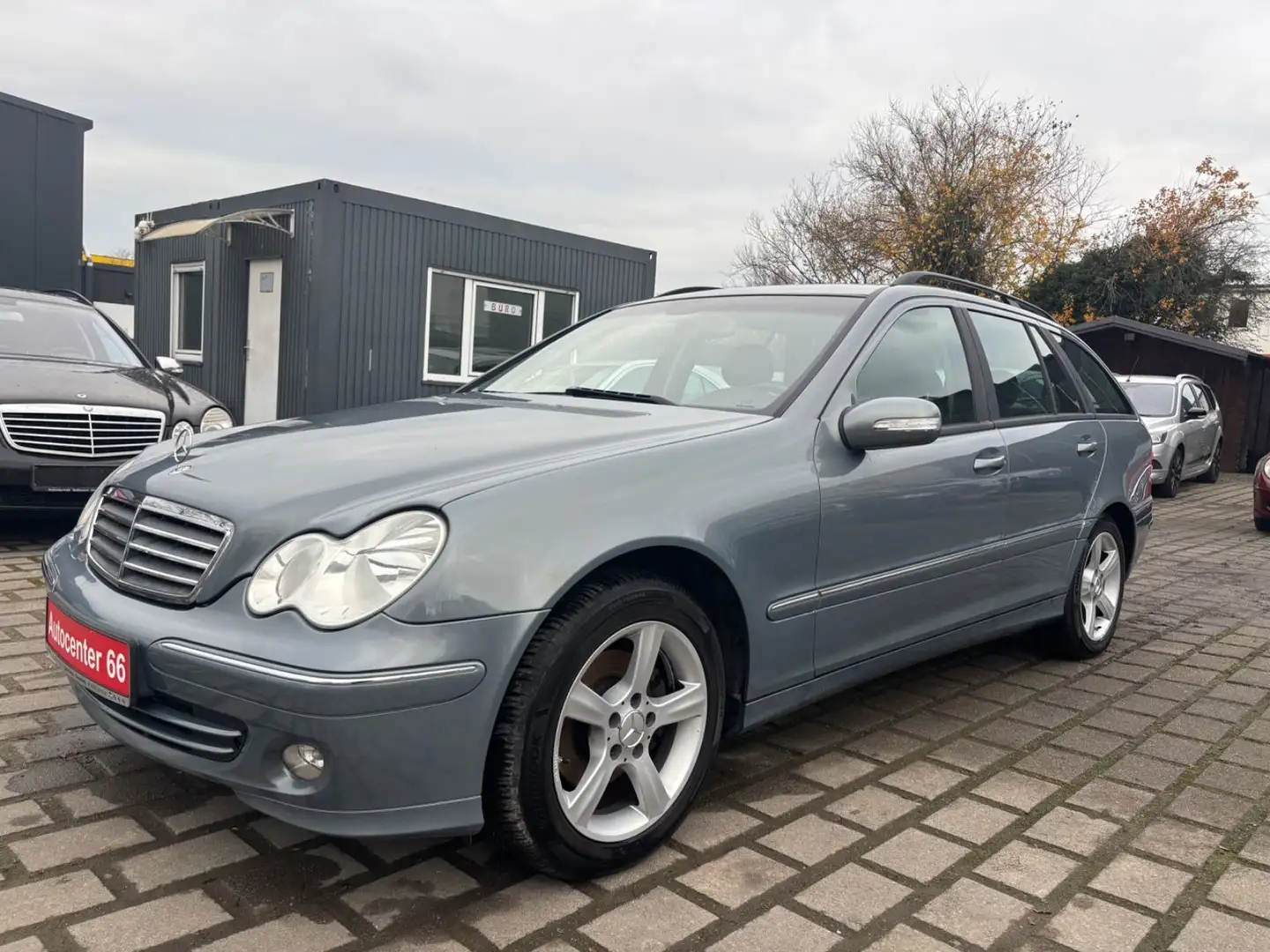 Mercedes-Benz C 180 T K Aut. Elegance*TÜV NEU*AHK*KLIMAAUT* Azul - 2