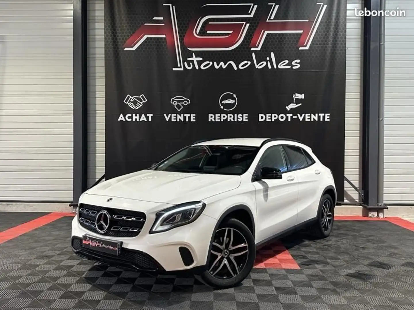 Mercedes-Benz GLA 200 Classe 200 d Sensation 7G-DCT Blanc - 1