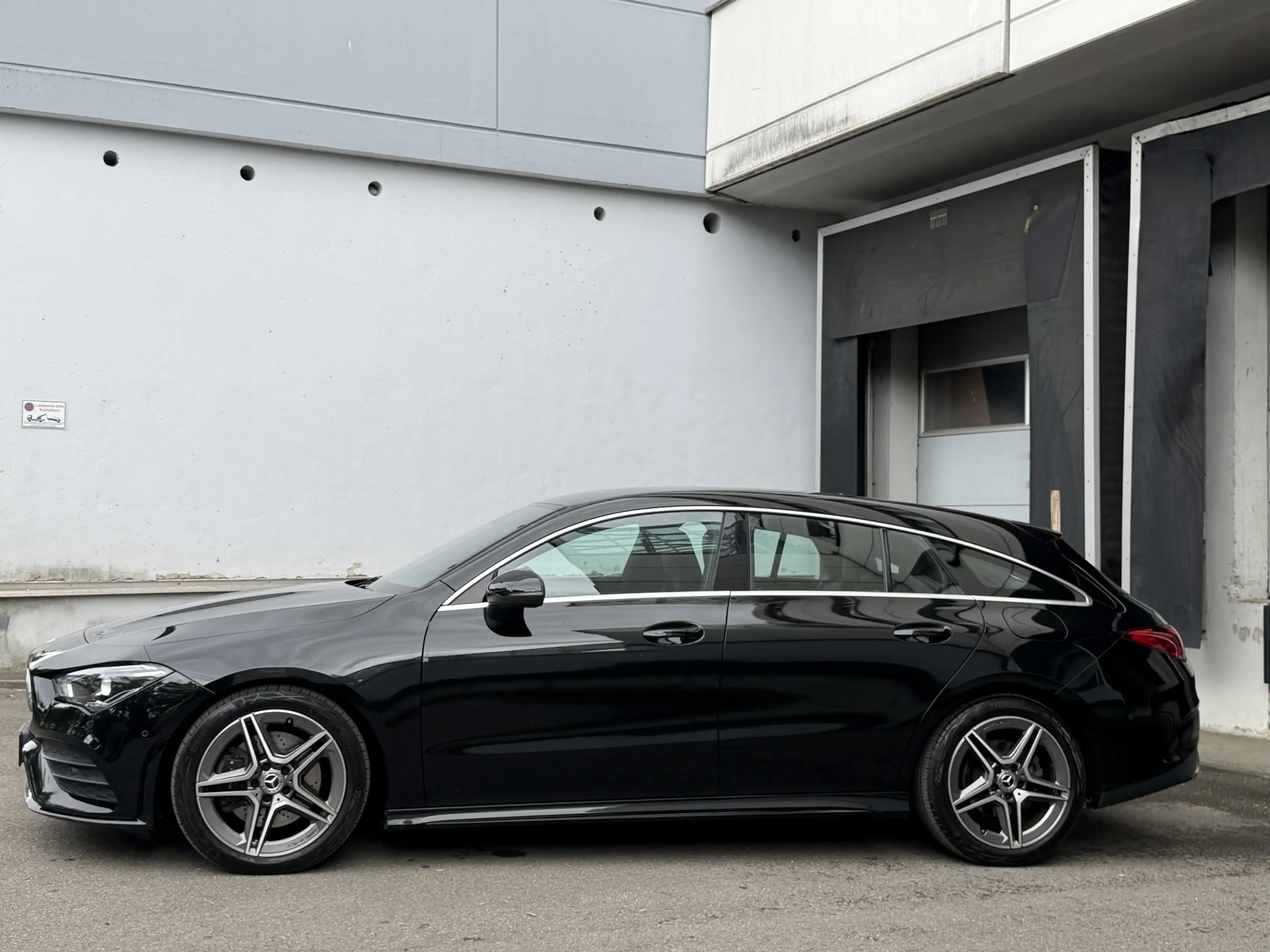 Mercedes-Benz CLA 200 d AMG LED Distronic MBUX — photo 3