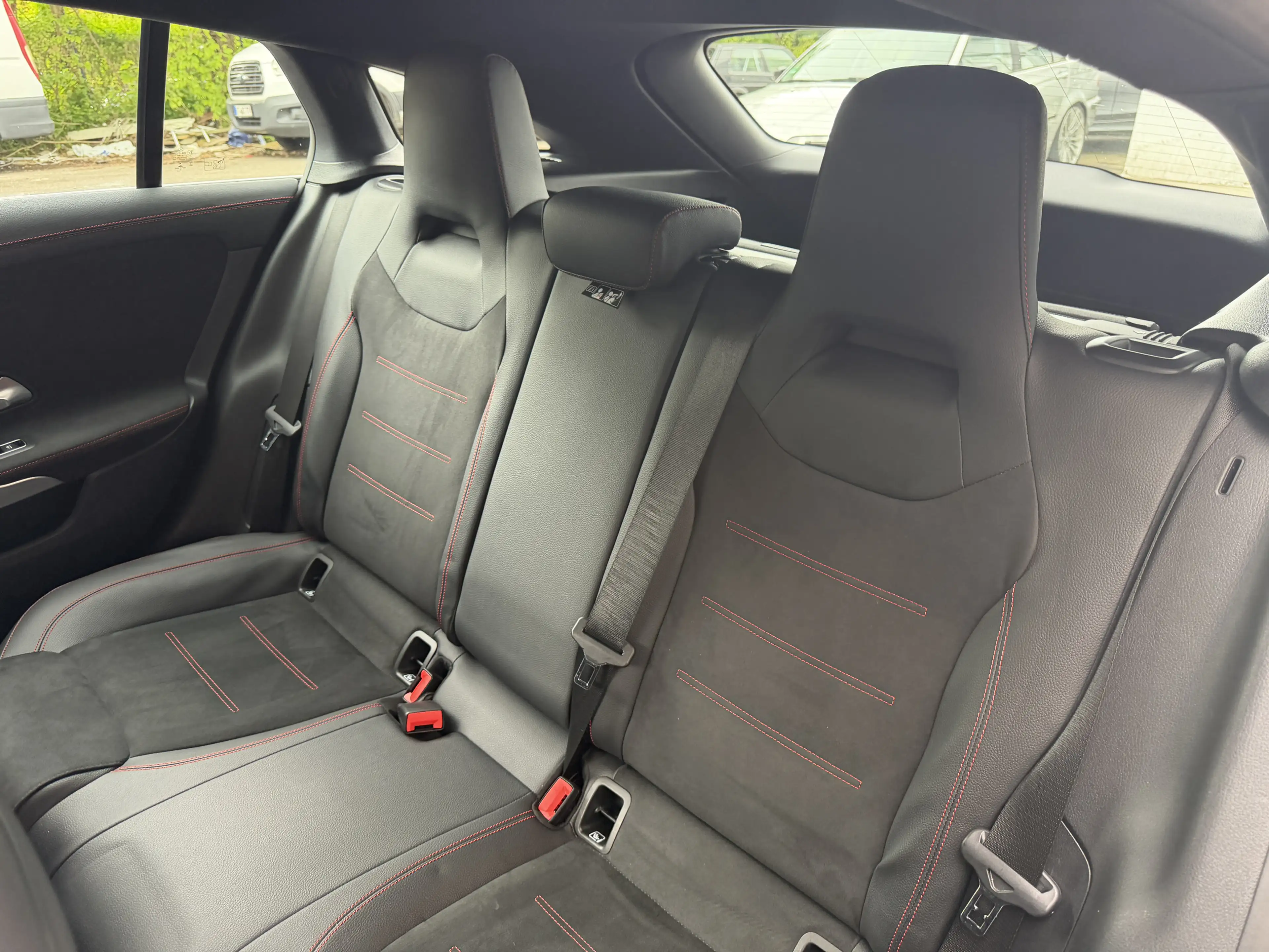Mercedes-Benz CLA 200 d AMG LED Distronic MBUX — photo 15