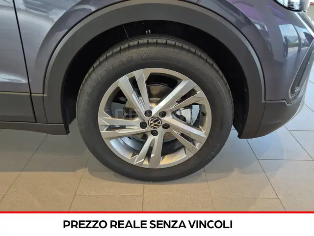 Volkswagen T-Cross view 10