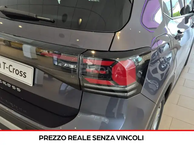 Volkswagen T-Cross view 9