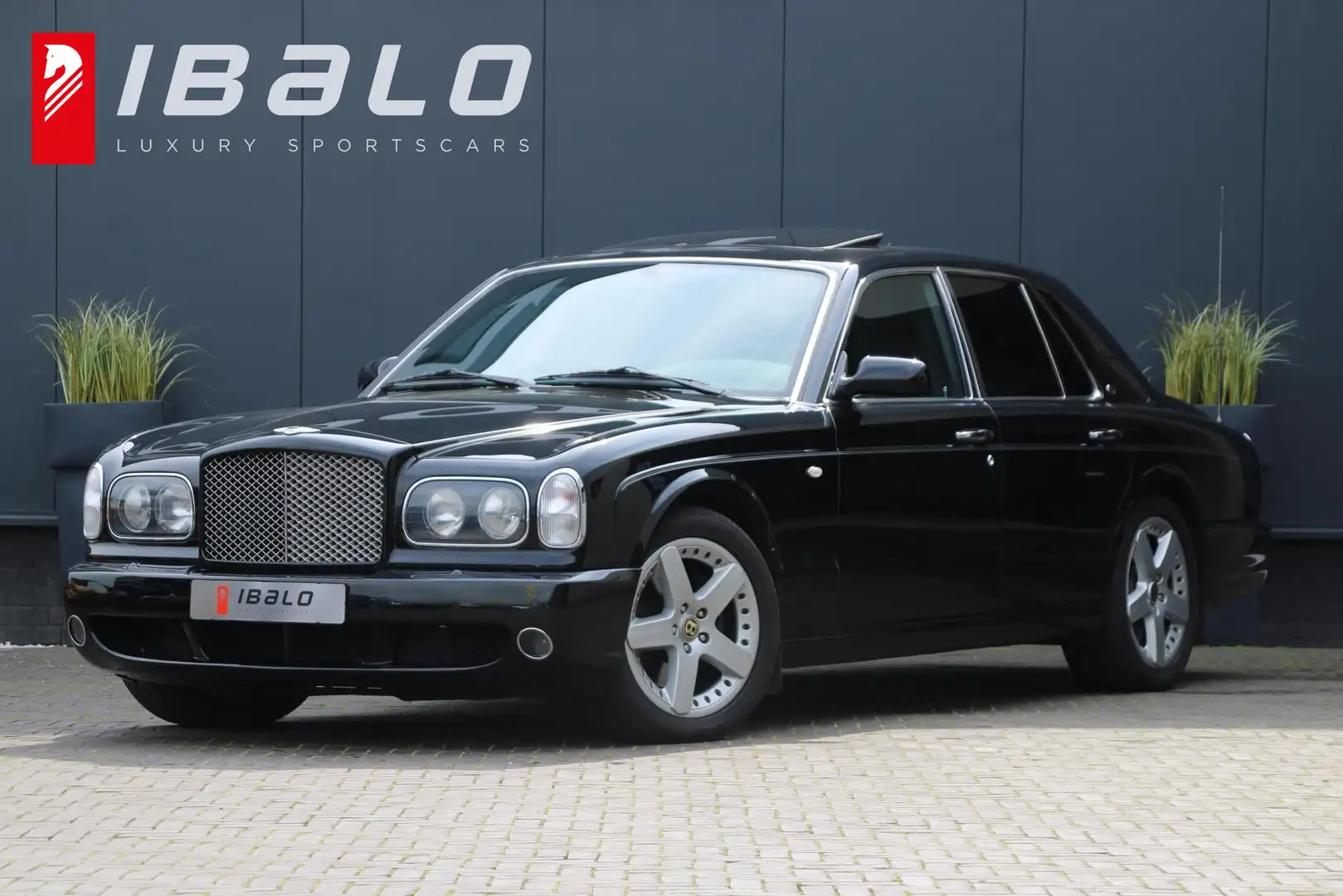 Bentley Arnage T | 456pk | 825Nm | BTW auto | slechts 28.960km | Negro - 1