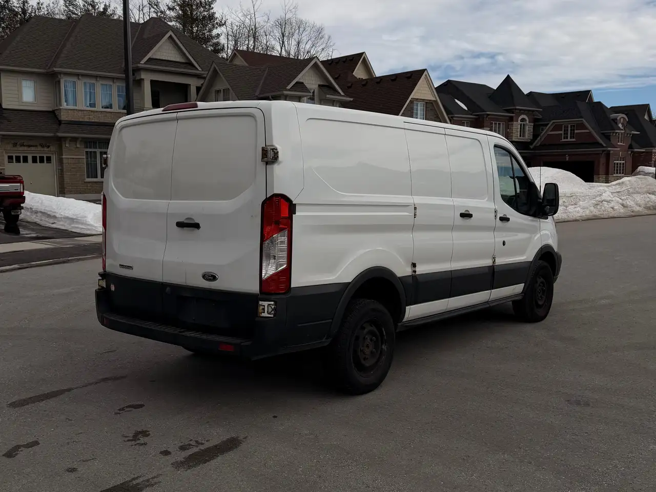 Ford Transit Cargo Van снимка Ford Transit Cargo Van